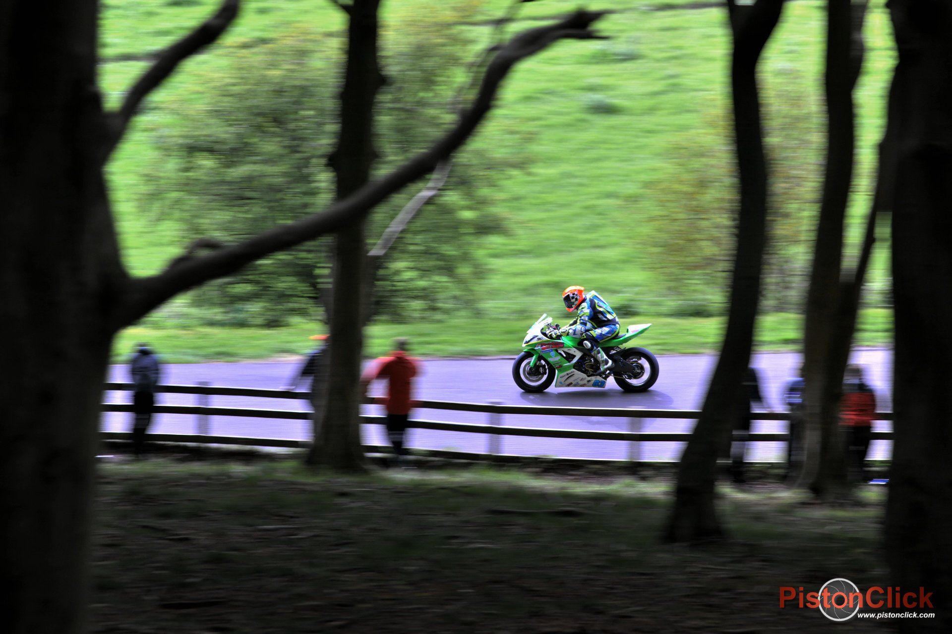 Oliver's Mount Spring Cup