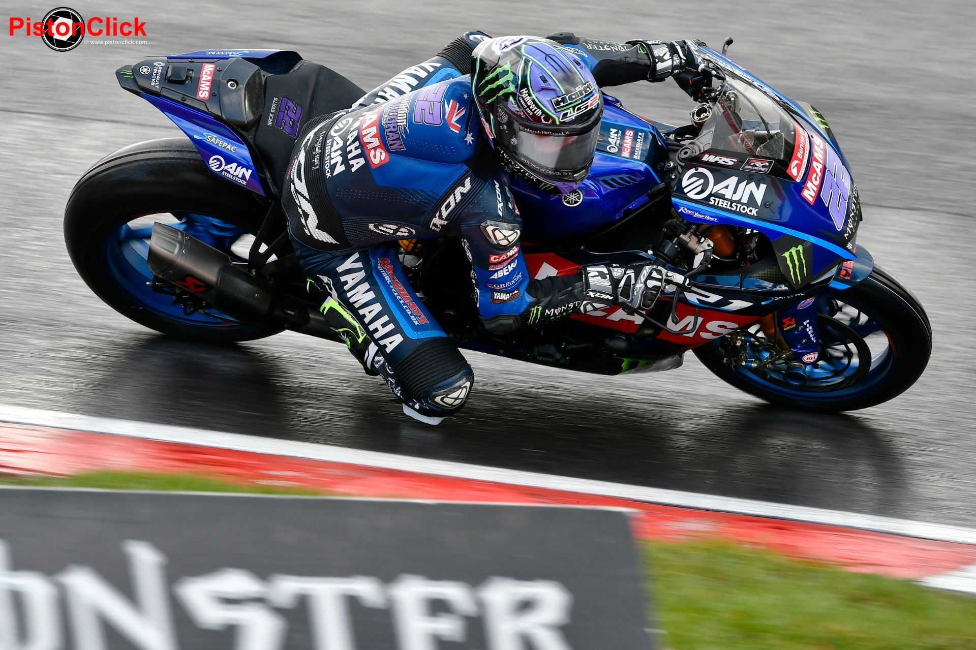 Jason O’Halloran racing at Brands Hatch 2023