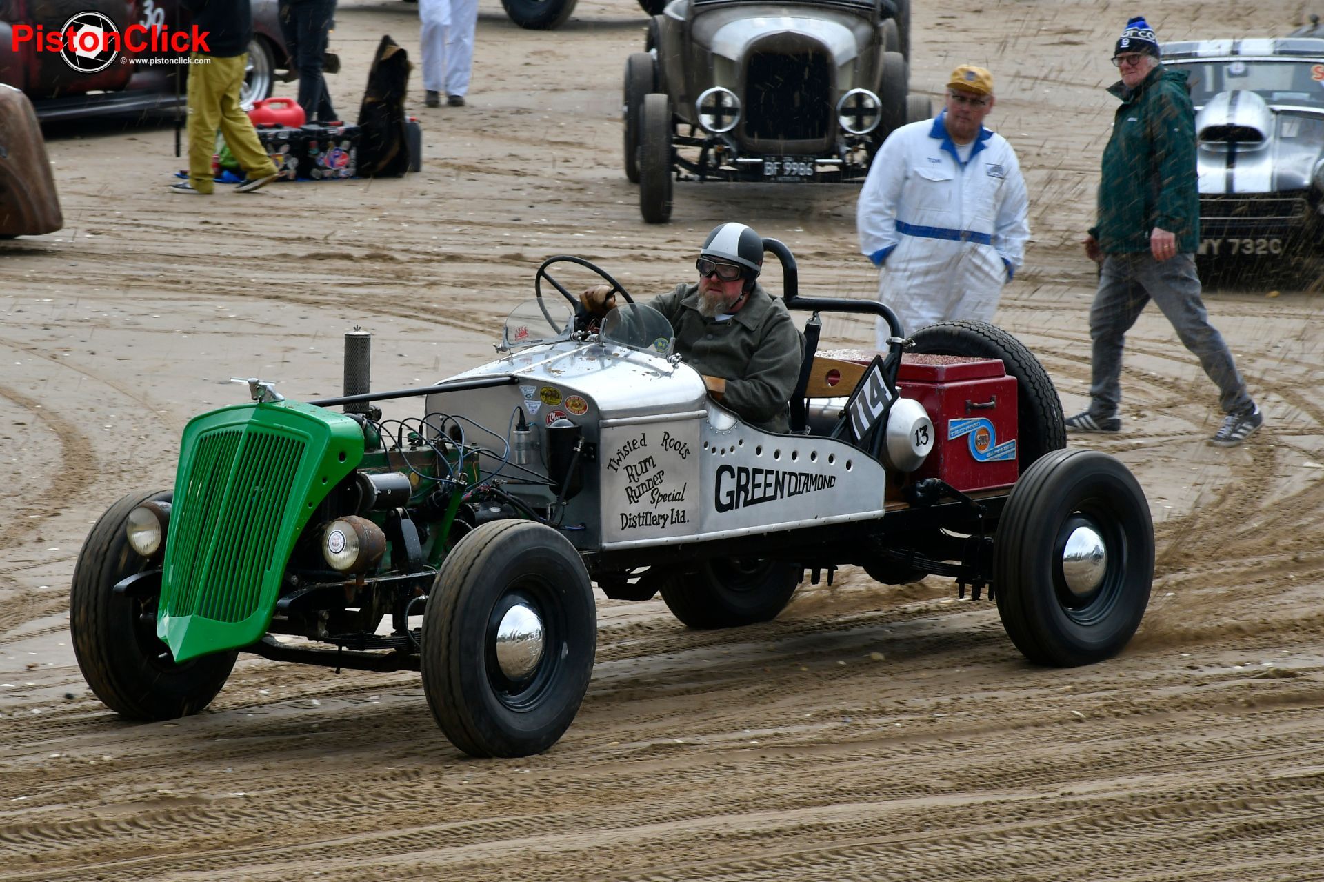 Race the Waves Beach Racing  Bridlington Yorkshire