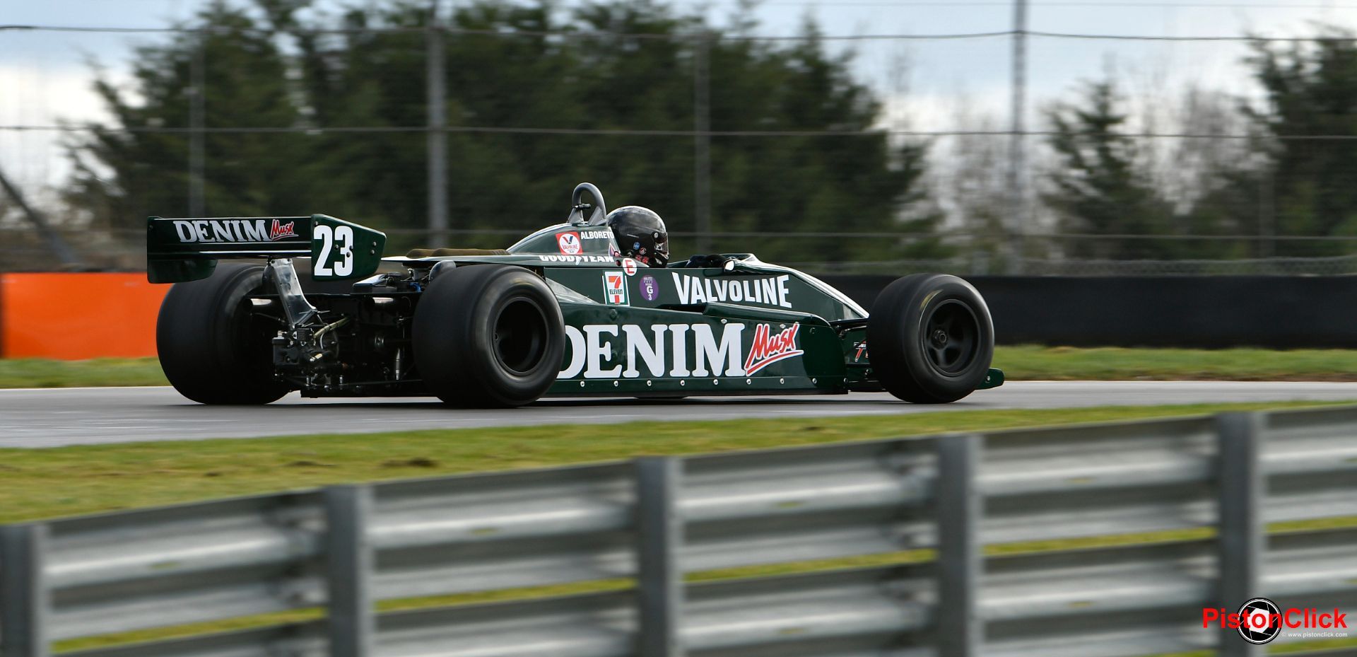 Photographing the Masters Historic Racing Test Day