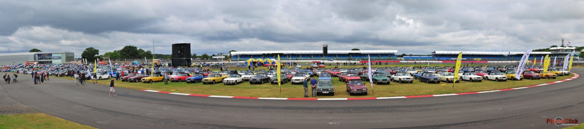Triumph Stag Silverstone Classic 2021