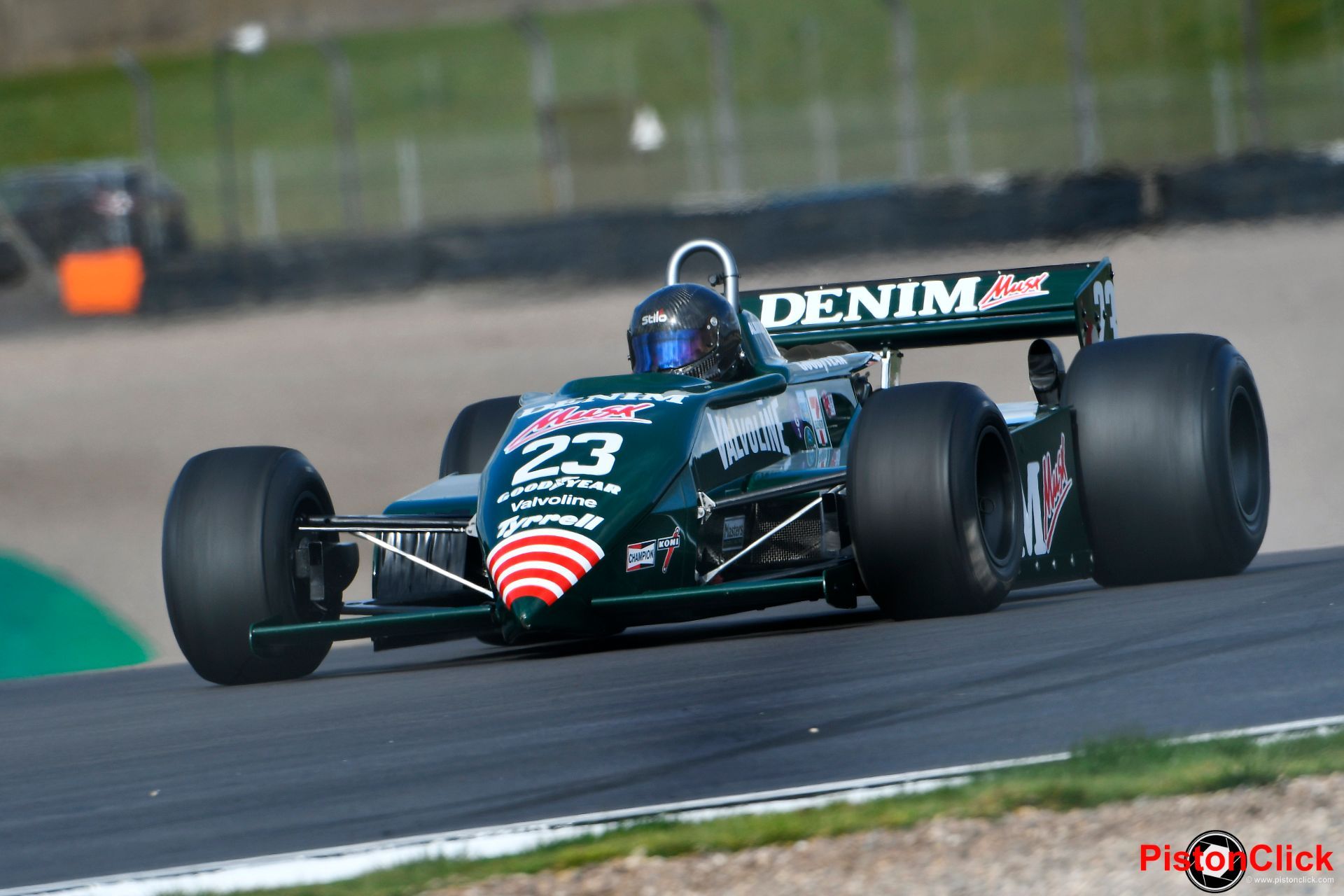 Photographing the Masters Historic Racing Test Day