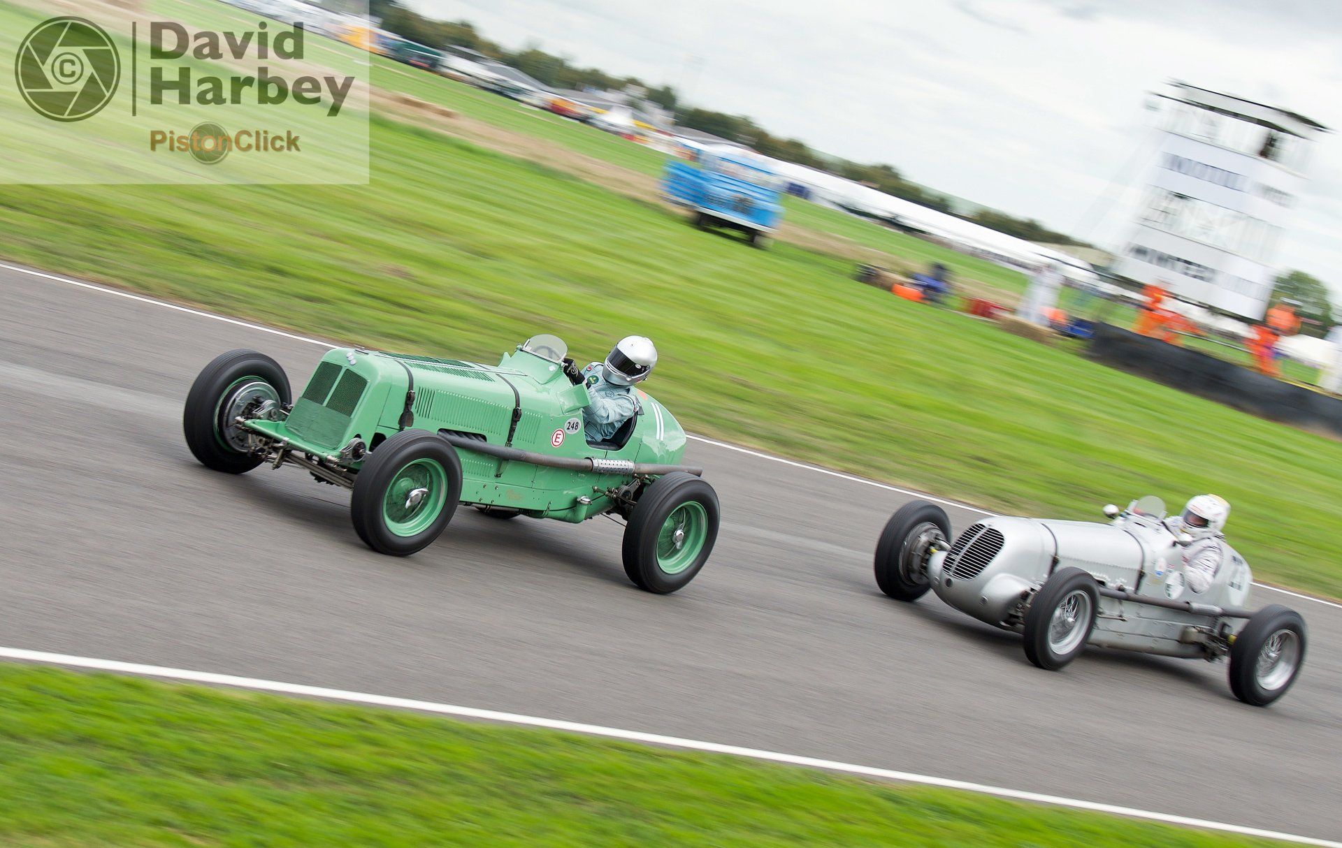 Goodwood Revival 2018 Mark Gillies in R3A