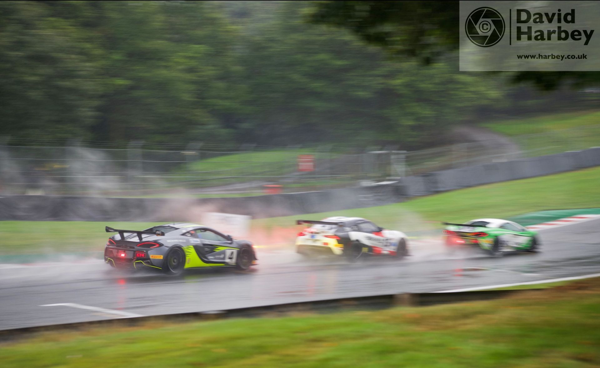 Photographing British GT at Oulton Park 2021
