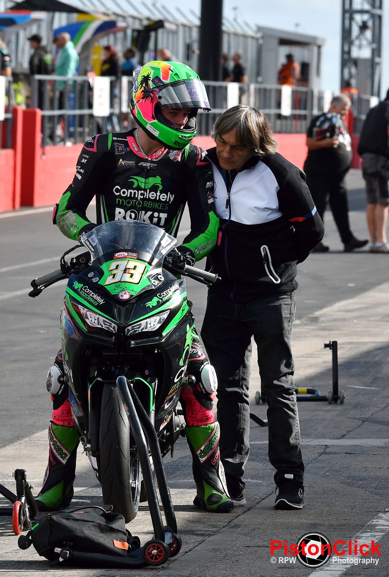 Completely Motorbikes Kawasaki Adam Brown #33