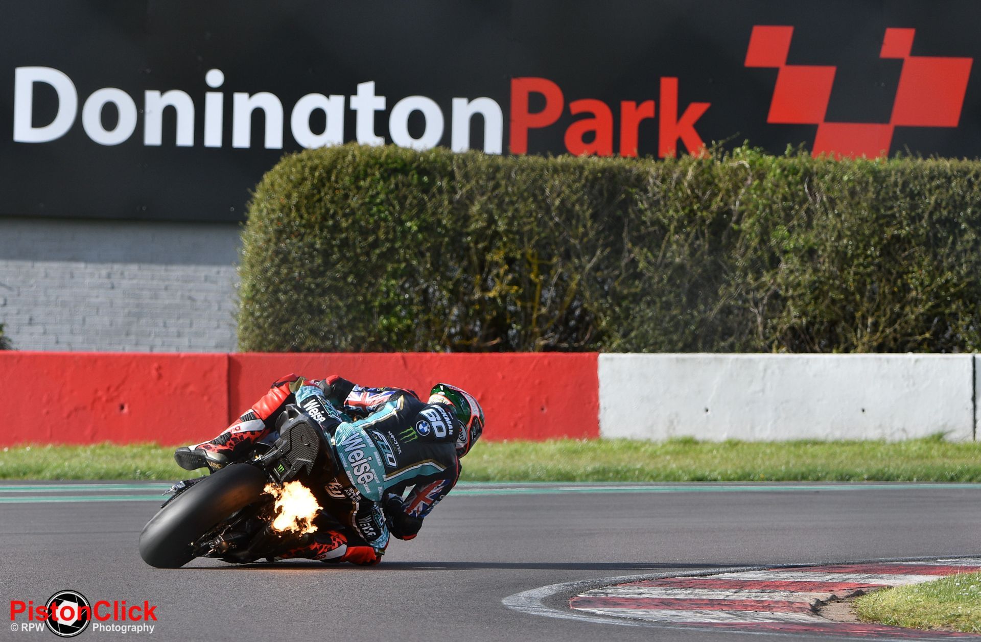 Peter Hickman on the FHO BMW 1000RR at Donington Park
