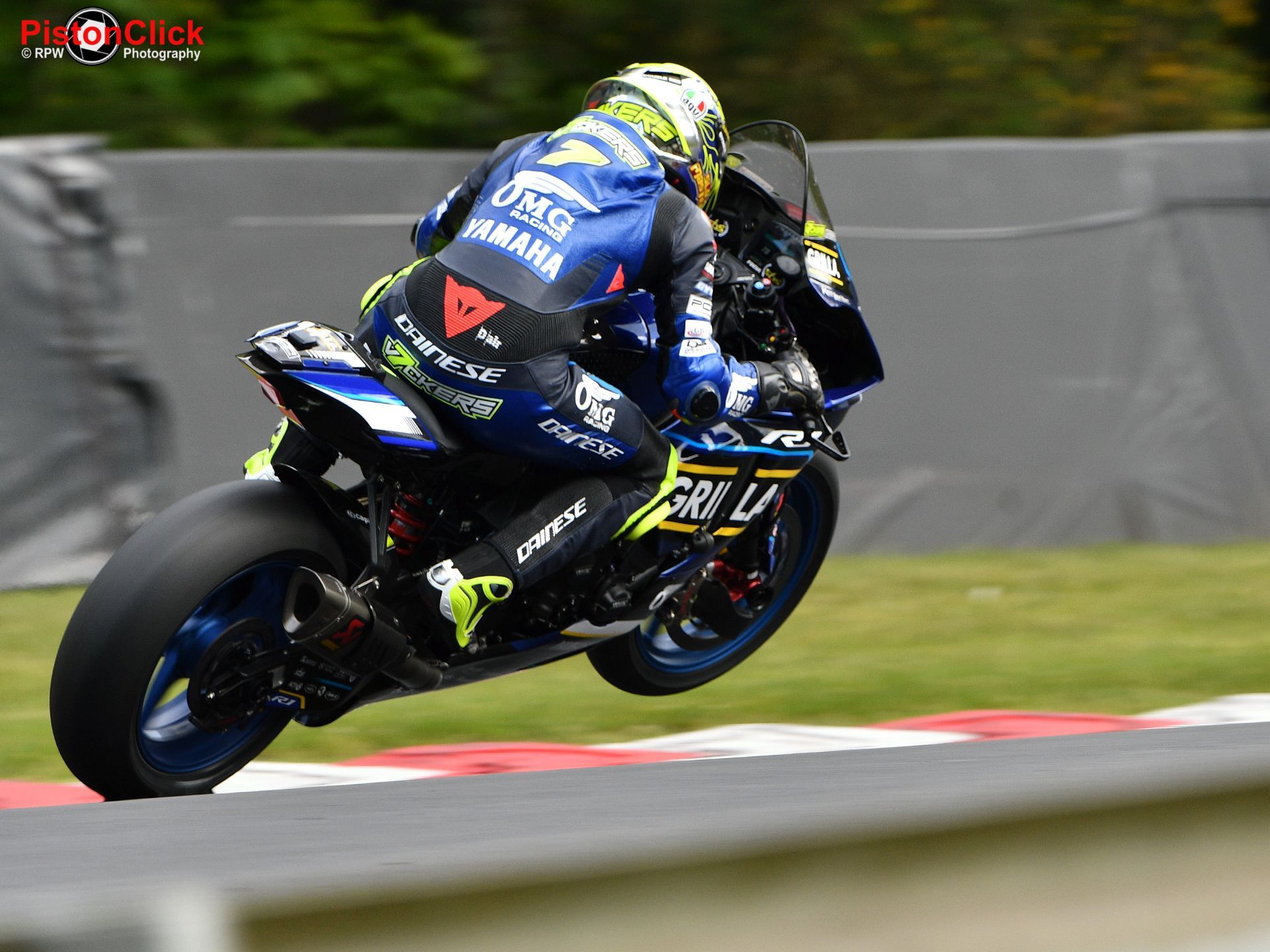 Ryan Vickers on the OMG GRILLA Yamaha Racing R1
