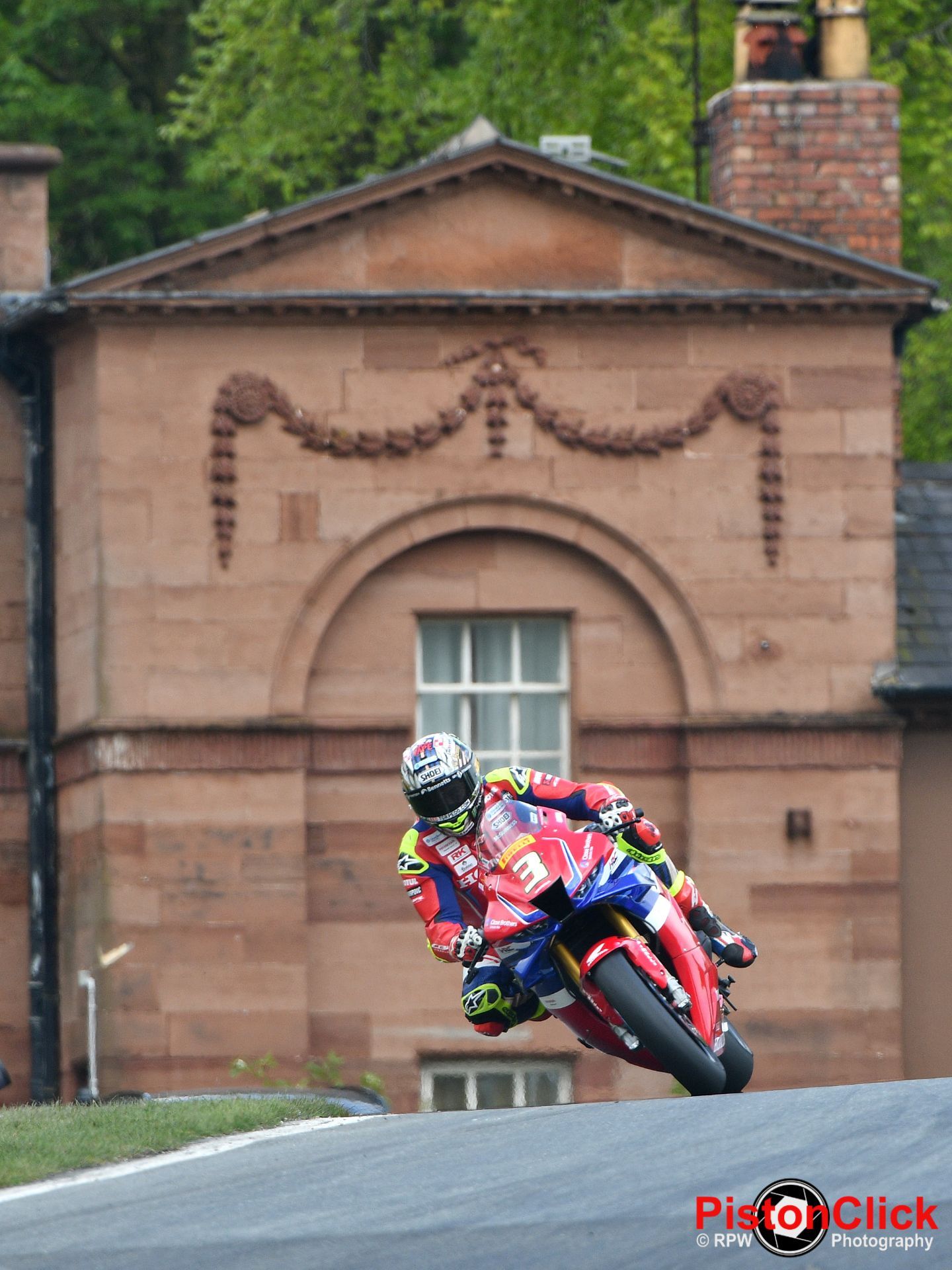 John McGuinness MBE on the Honda Racing UK CBR1000RR-R Fireblade SP at Oulton Park