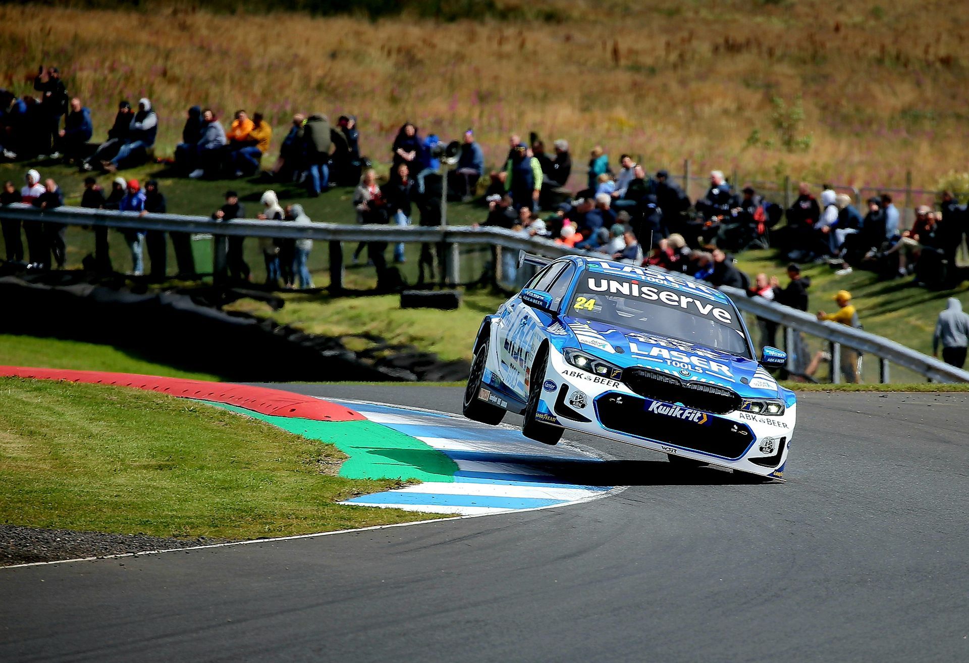 BTCC at Knockhill