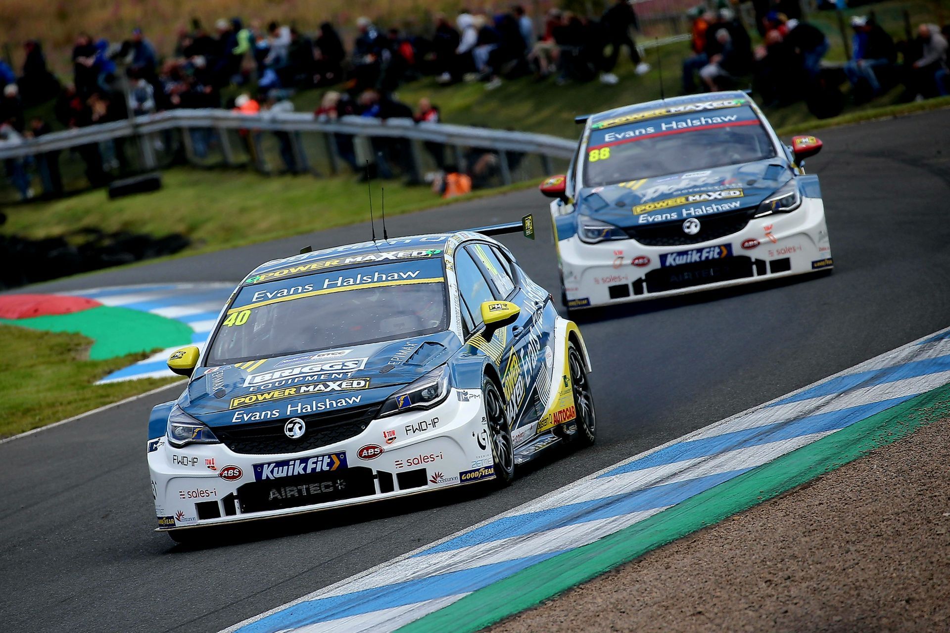 Evans Halshaw Power Maxed Racing Vauxhall Astra piloted by Aron Taylor-Smith