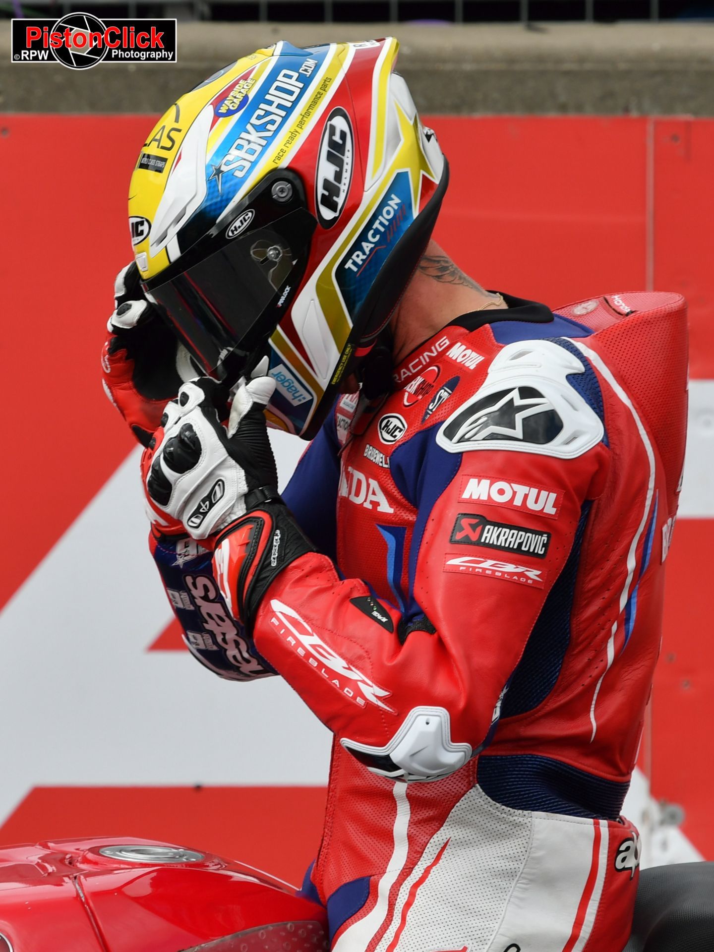 Tommy Bridewell wins race three at Cadwell Park BSB round 8