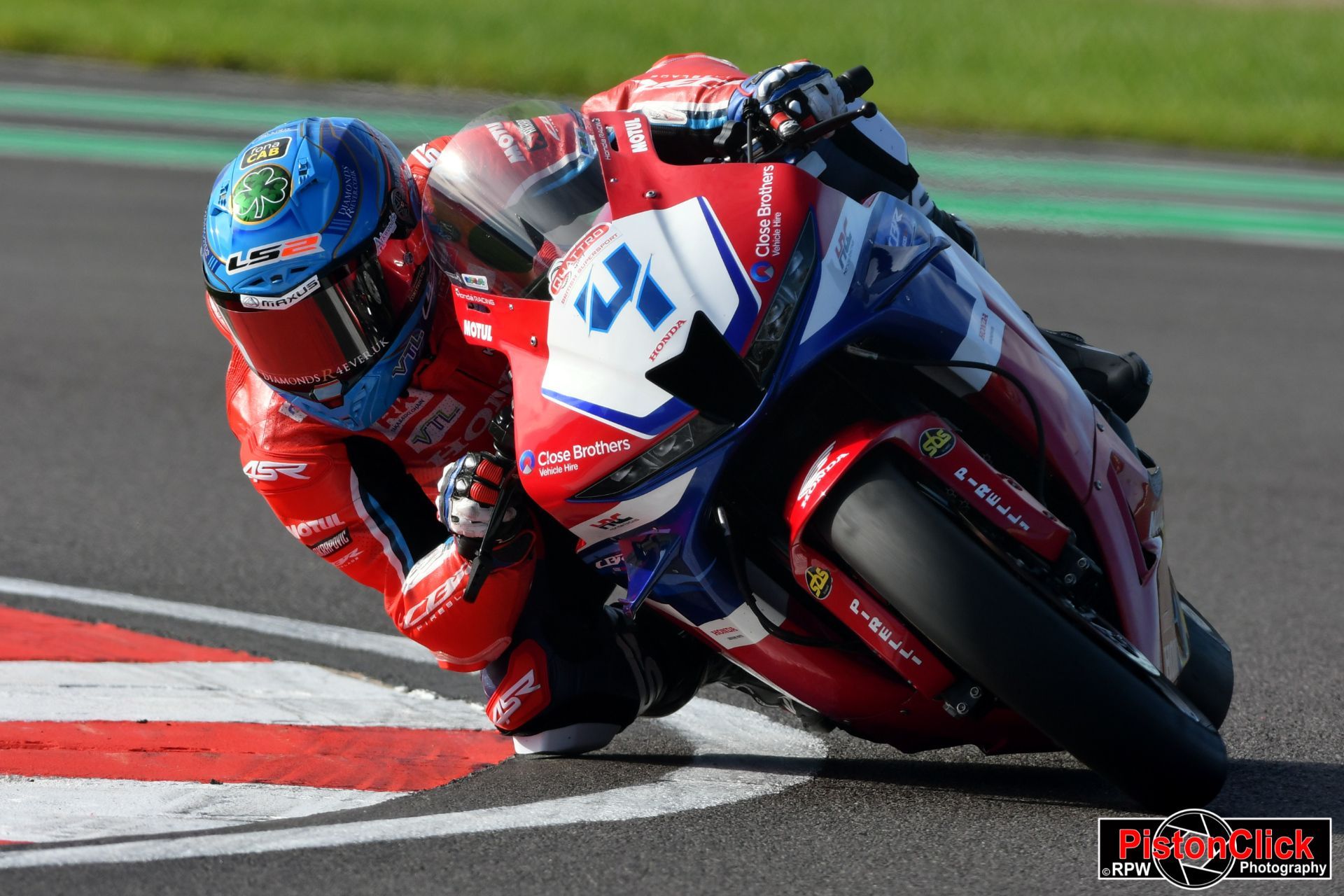 Jack Kennedy Supersport winner donington park