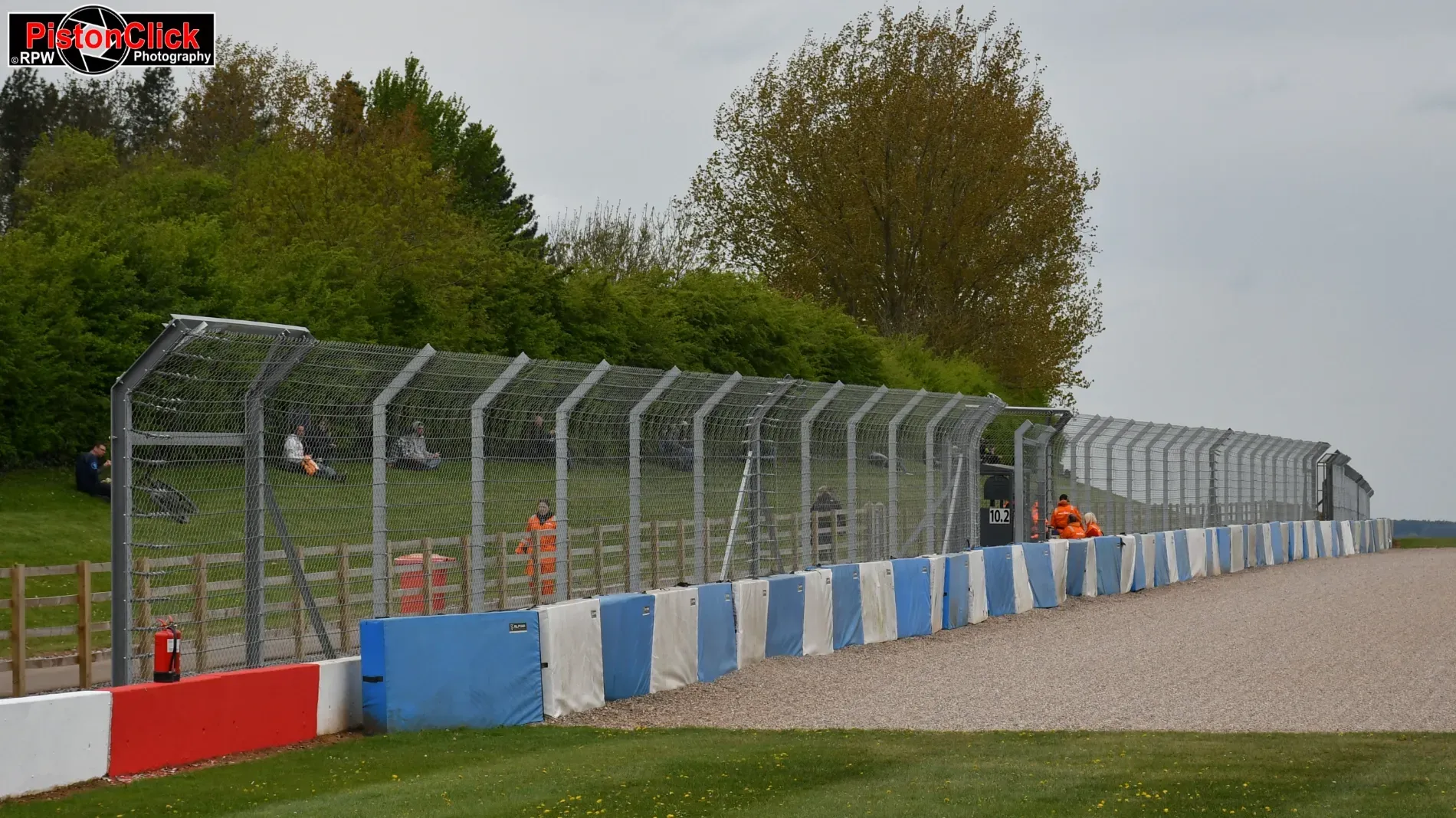 Where to take photos at Donington Park
