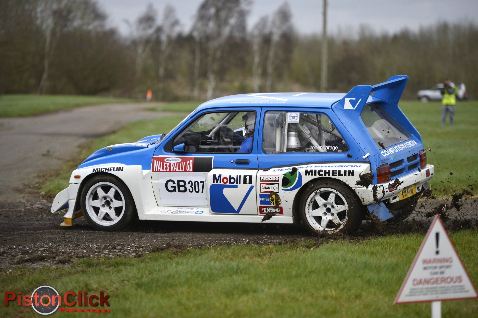 Metro 6r4 Race Retro