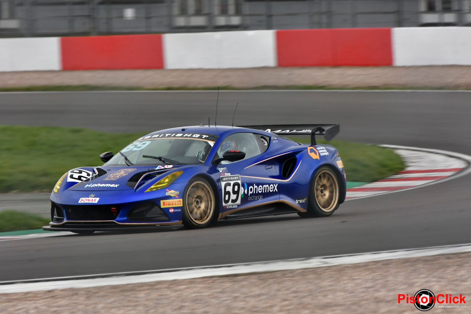 Maliki racing Lotus Emir Steven Lake and Nathan Harrison