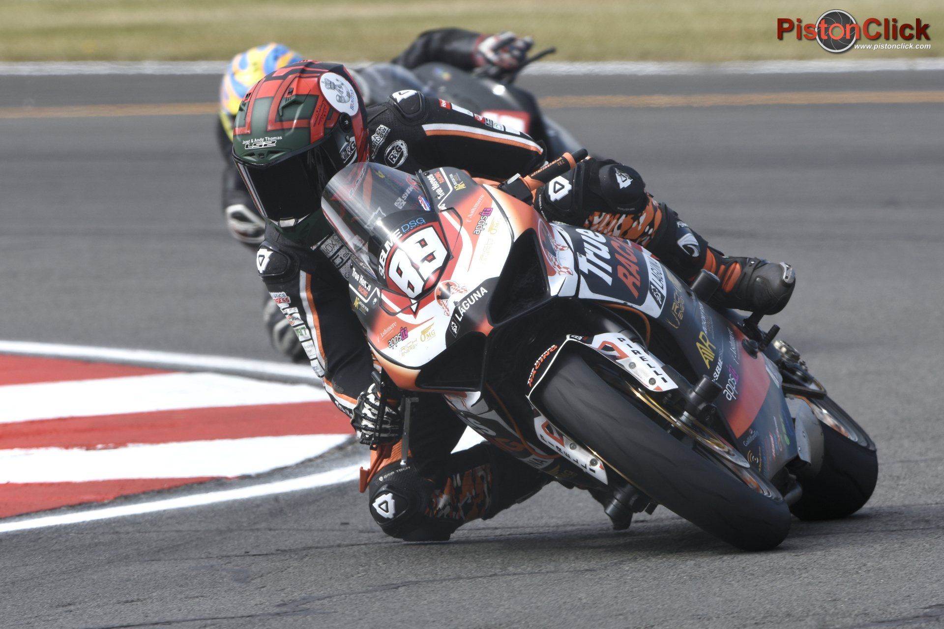 True Heroes Racing