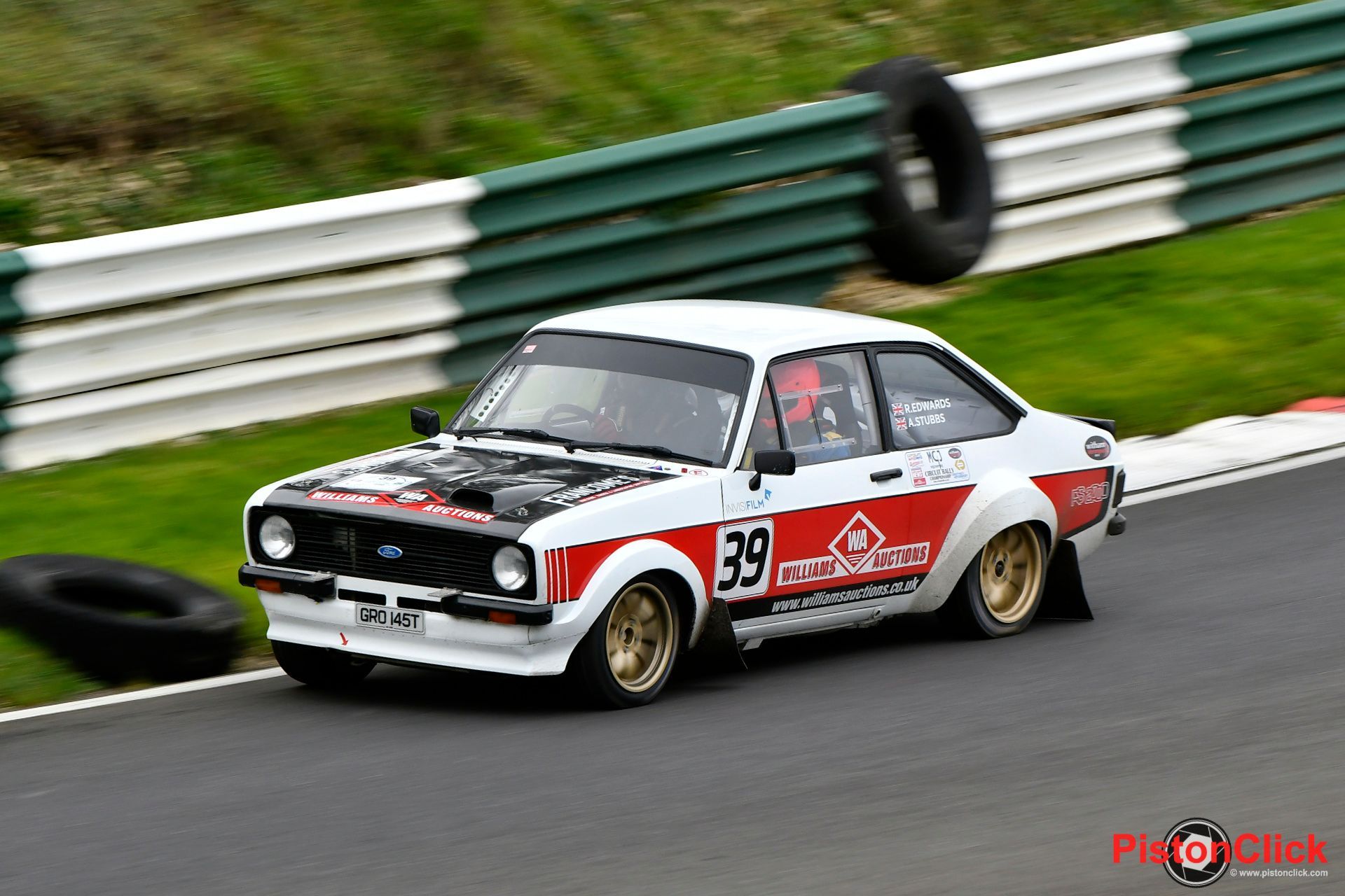 Rallying round the mountain at Cadwell Park