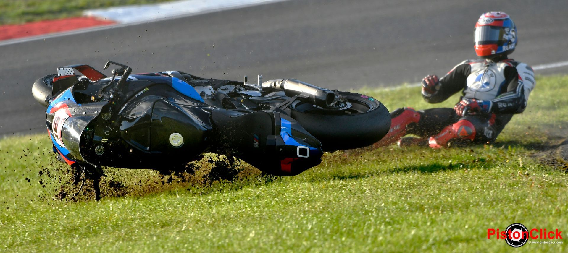 Photographing BSB at Brands Hatch