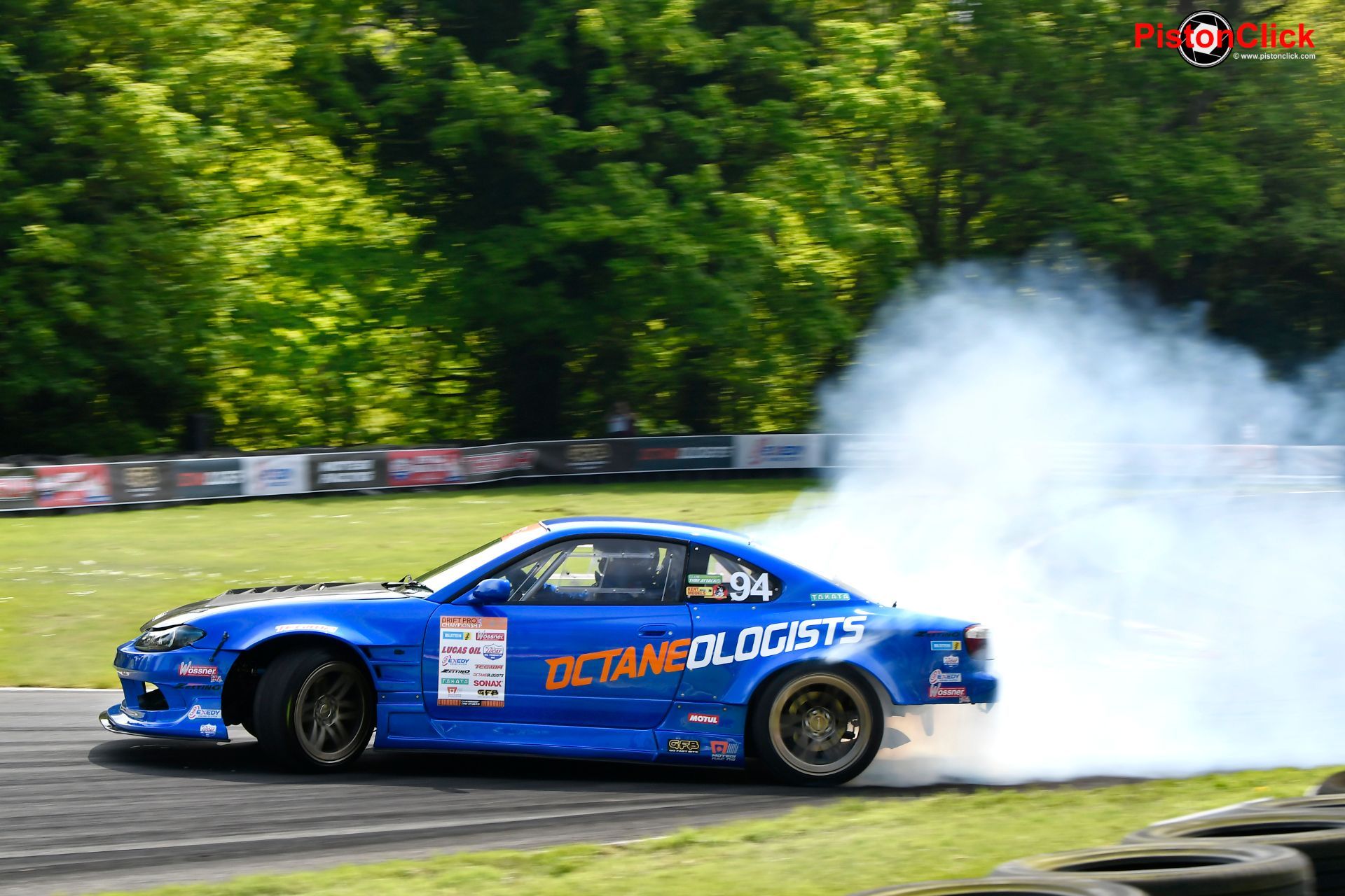 Drifting at Modified Live Cadwell Park