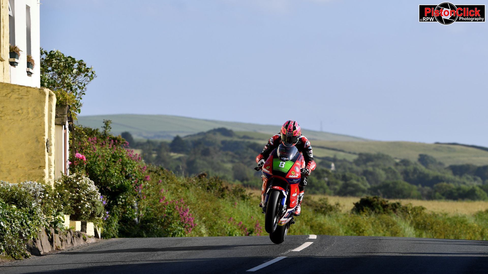 Davey Todd IoM TT 2024 Supertwin race 1