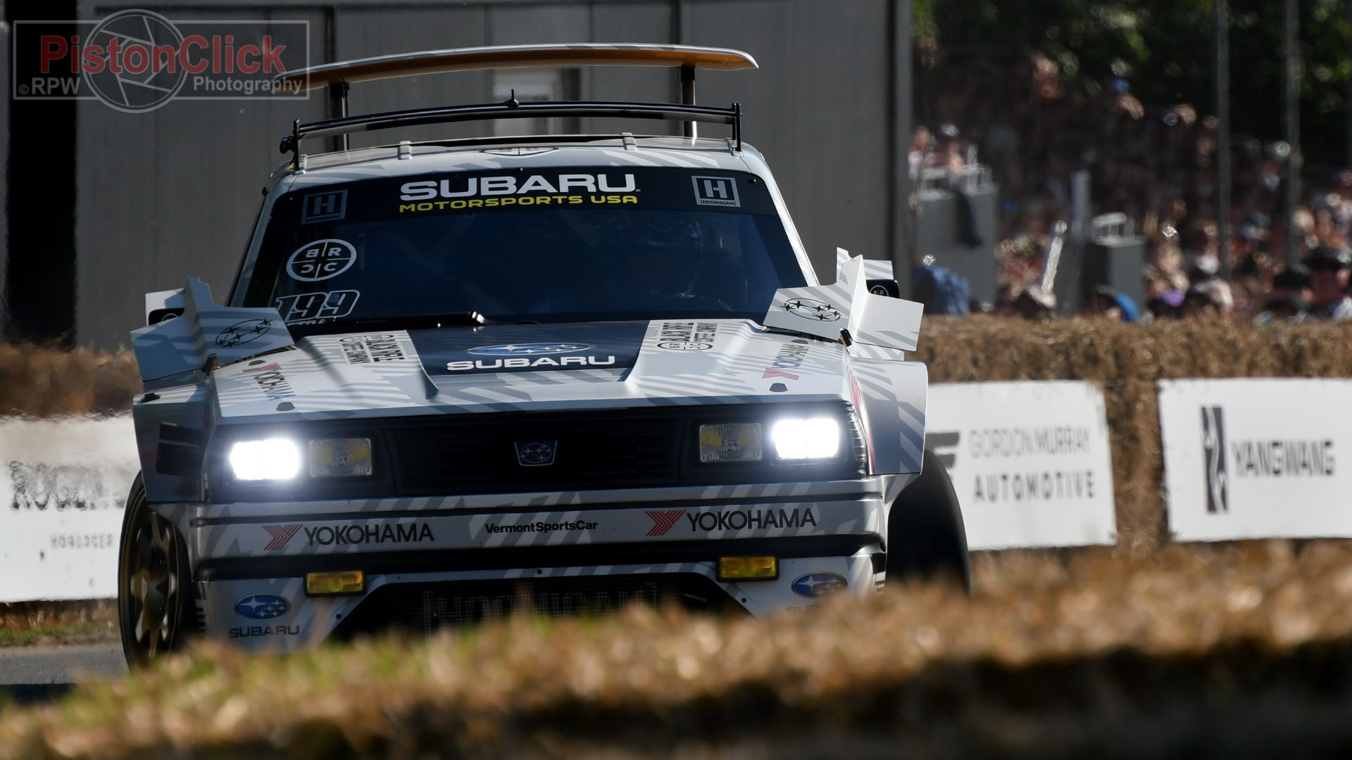 Travis Pastrana in theFamily Huckster crashes at Molecomb