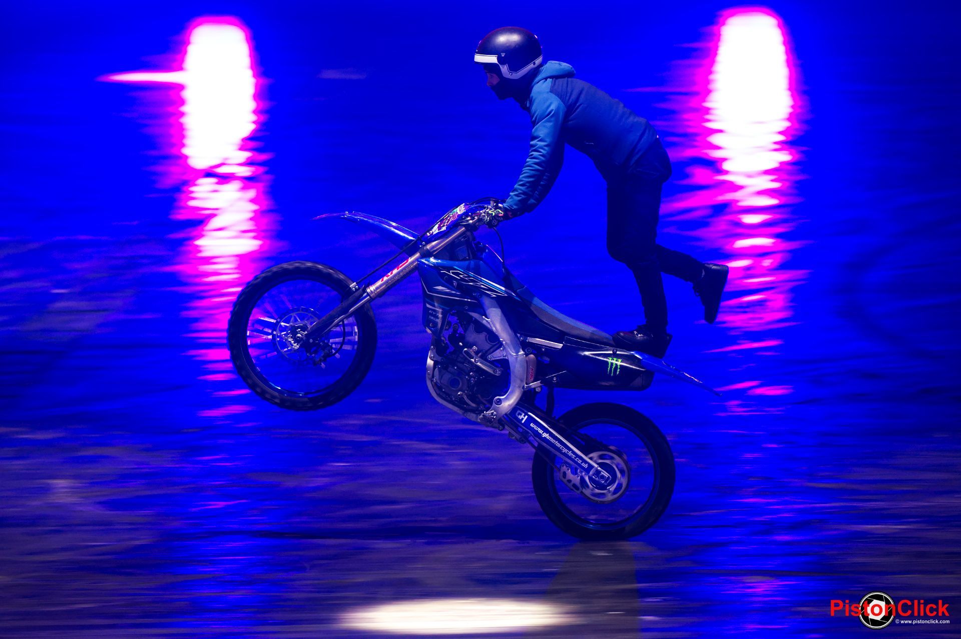 Autosport international show live arena