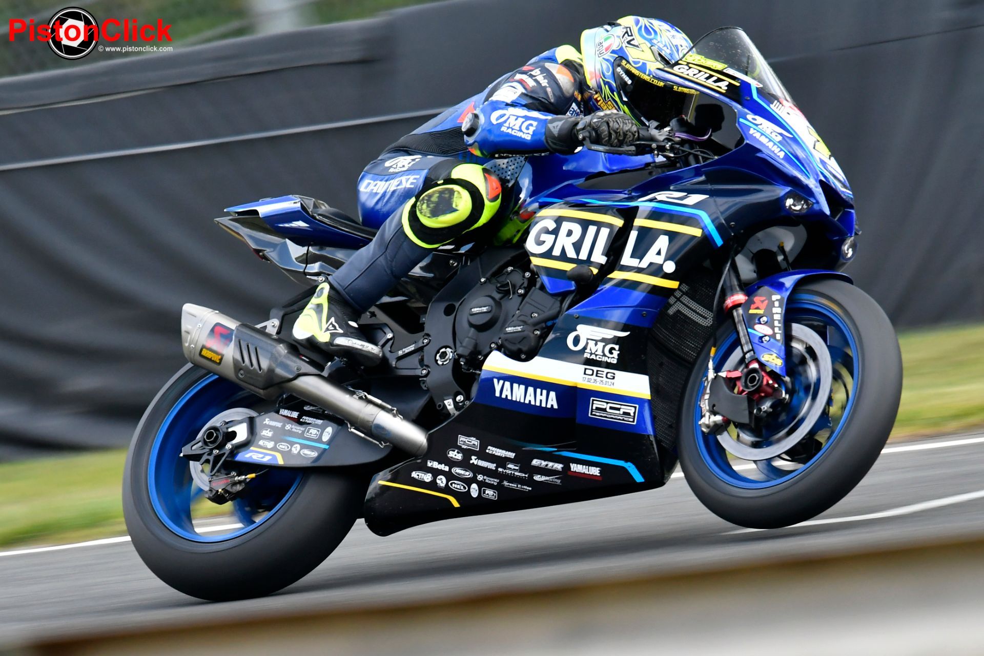 Ryan Vickers on the OMG GRILLA Yamaha Racing R1