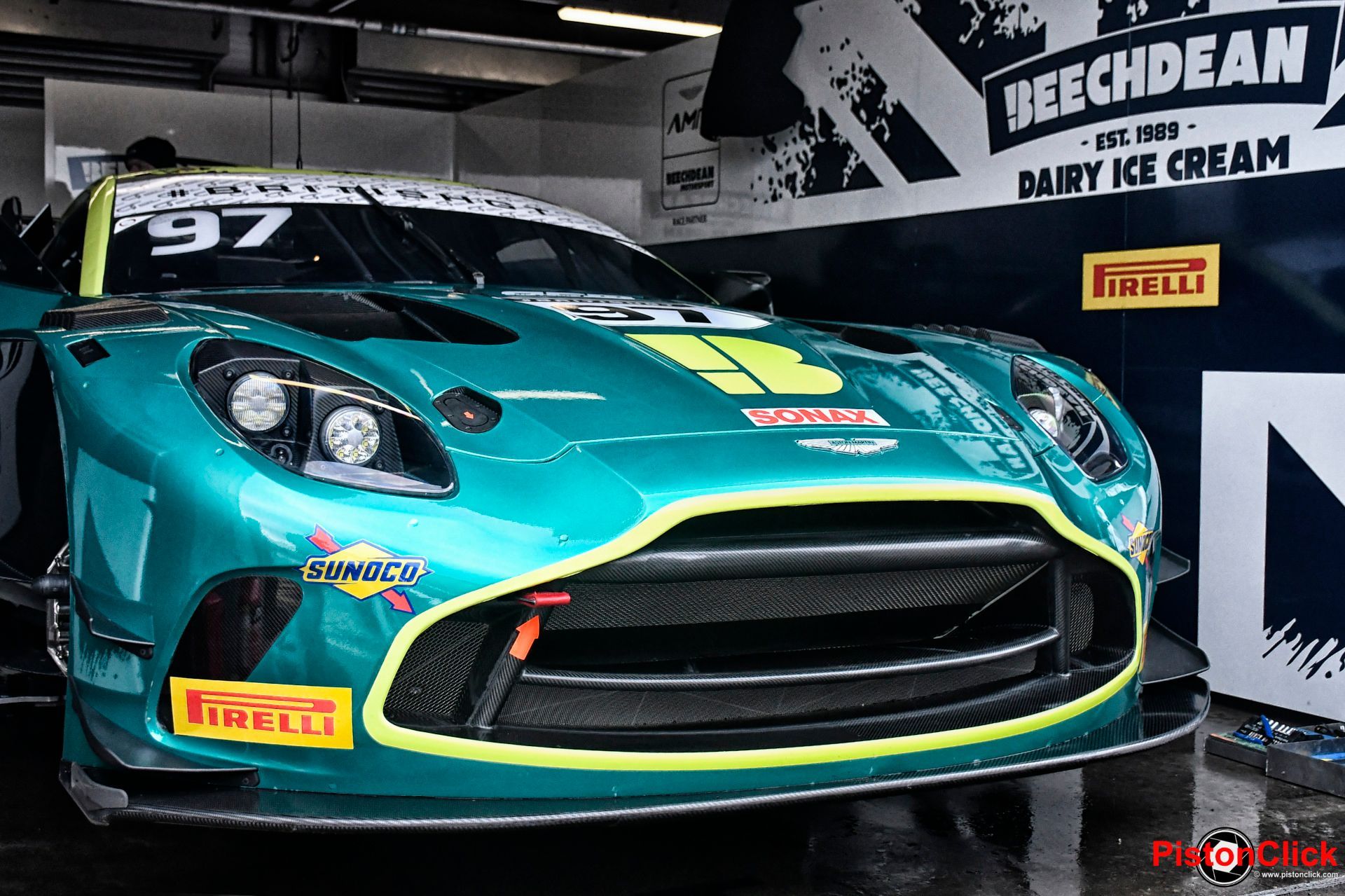 Jessica Hawkins Aston Martin Vantage GT3