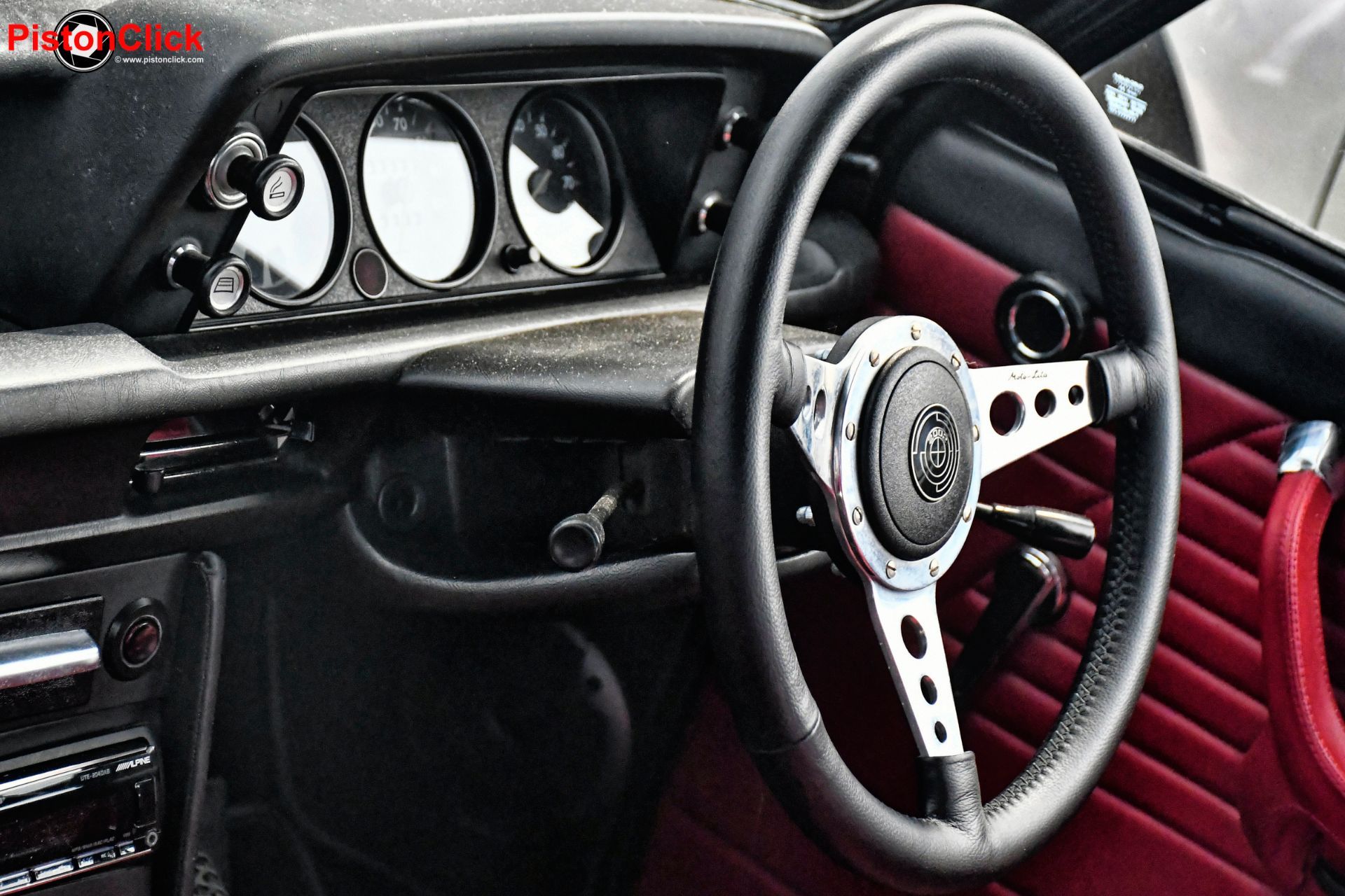 Display cars at Modified Live Cadwell Park