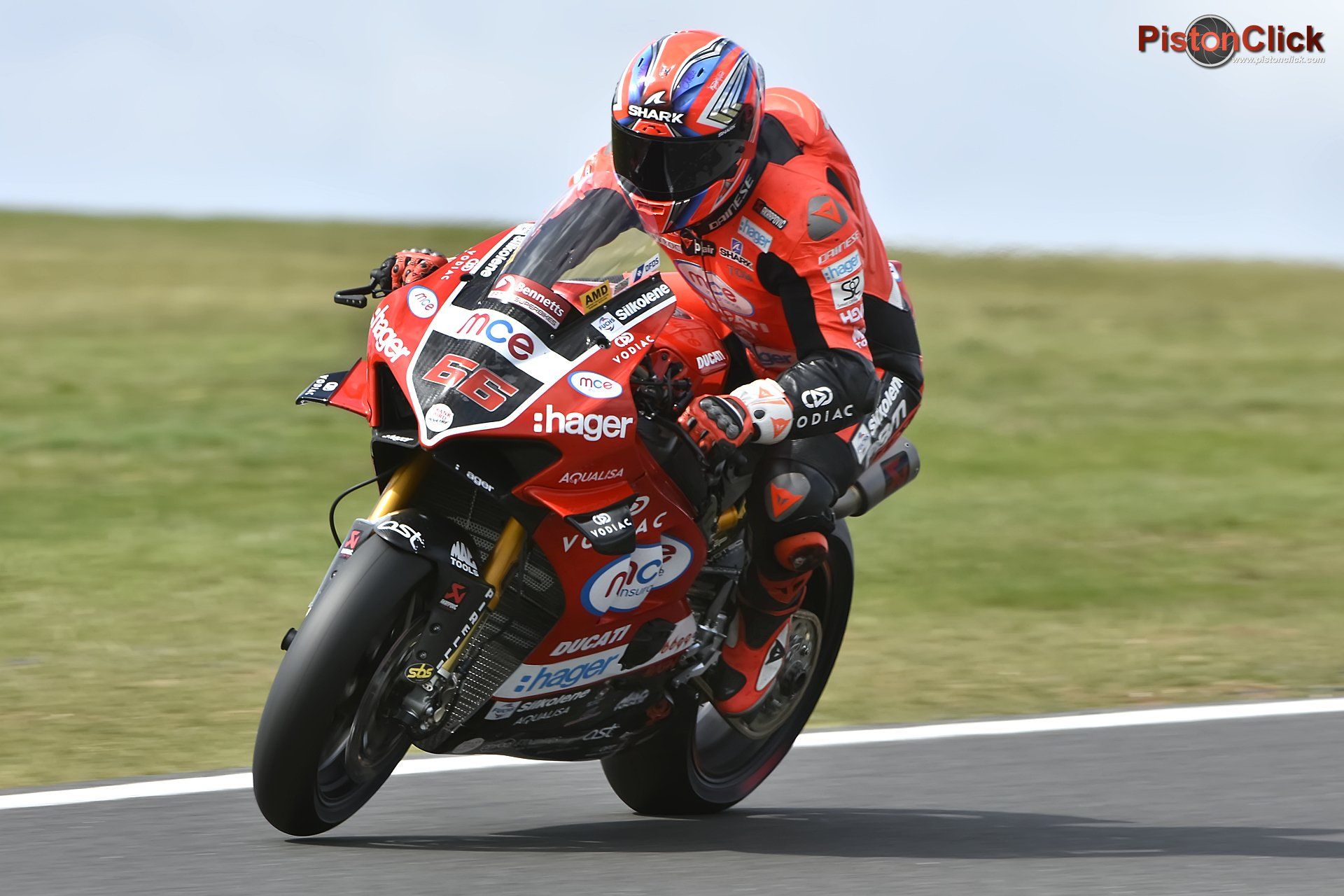 Tom Sykes BSB Cadwell Park