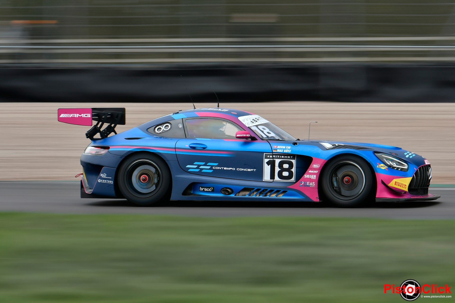 2 seas motorsport Mercedes AMG