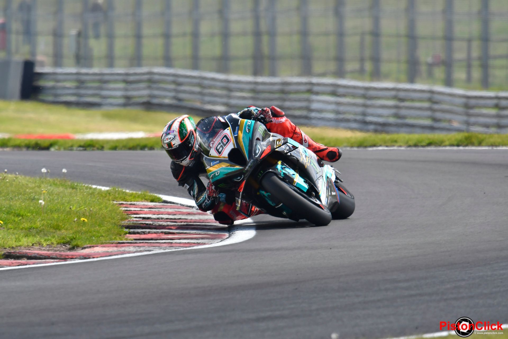 Examples of the Nikon 300mm f/4E PF ED VR lens with teleconverters