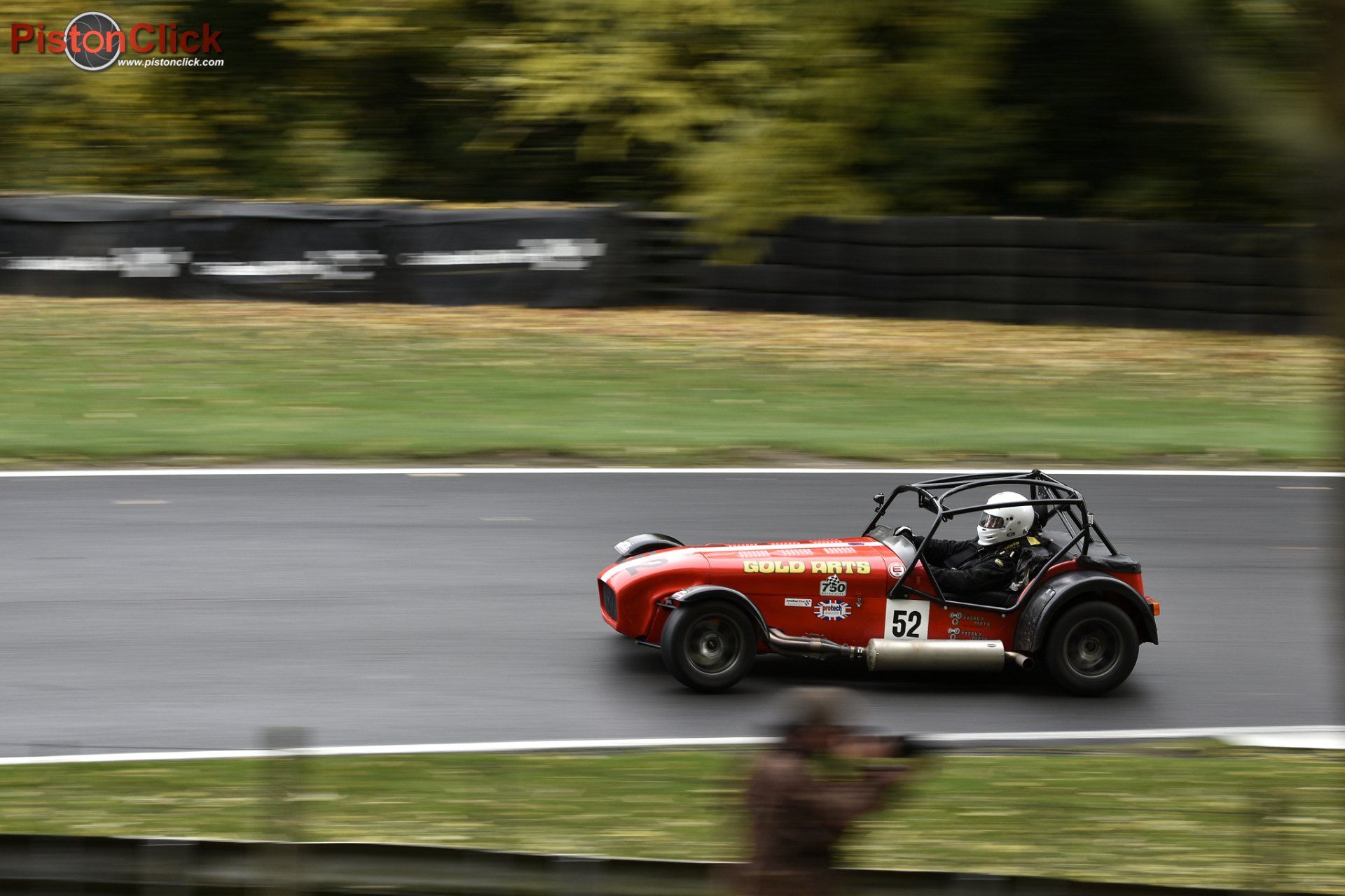Photographing the Classic Sports Car Club CSCC at Cadwell Park