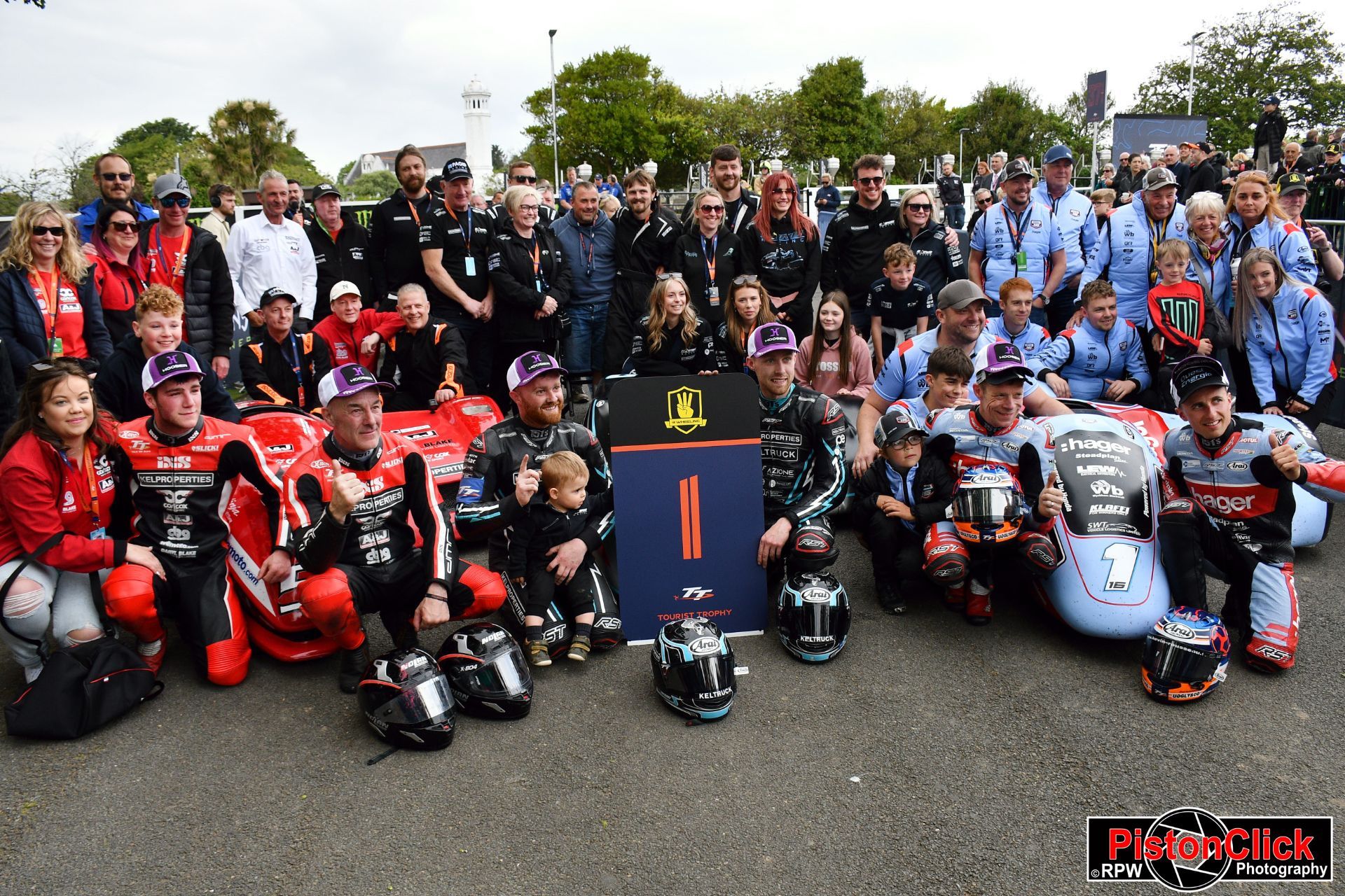 Second sidecar race IoM TT 2024 winners the Crowe brothers