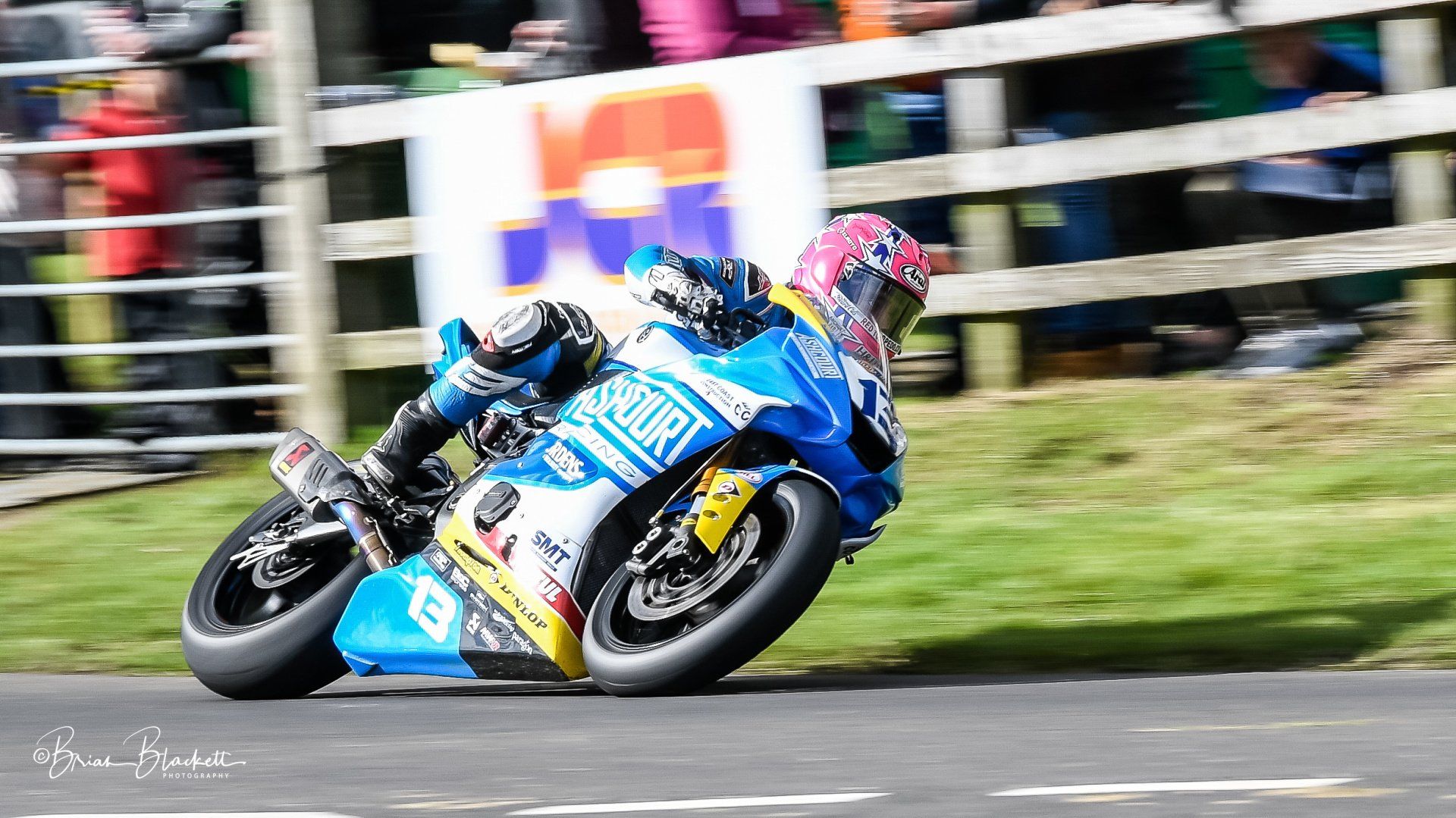 Lee Johnstone Oliver's Mount Gold Cup