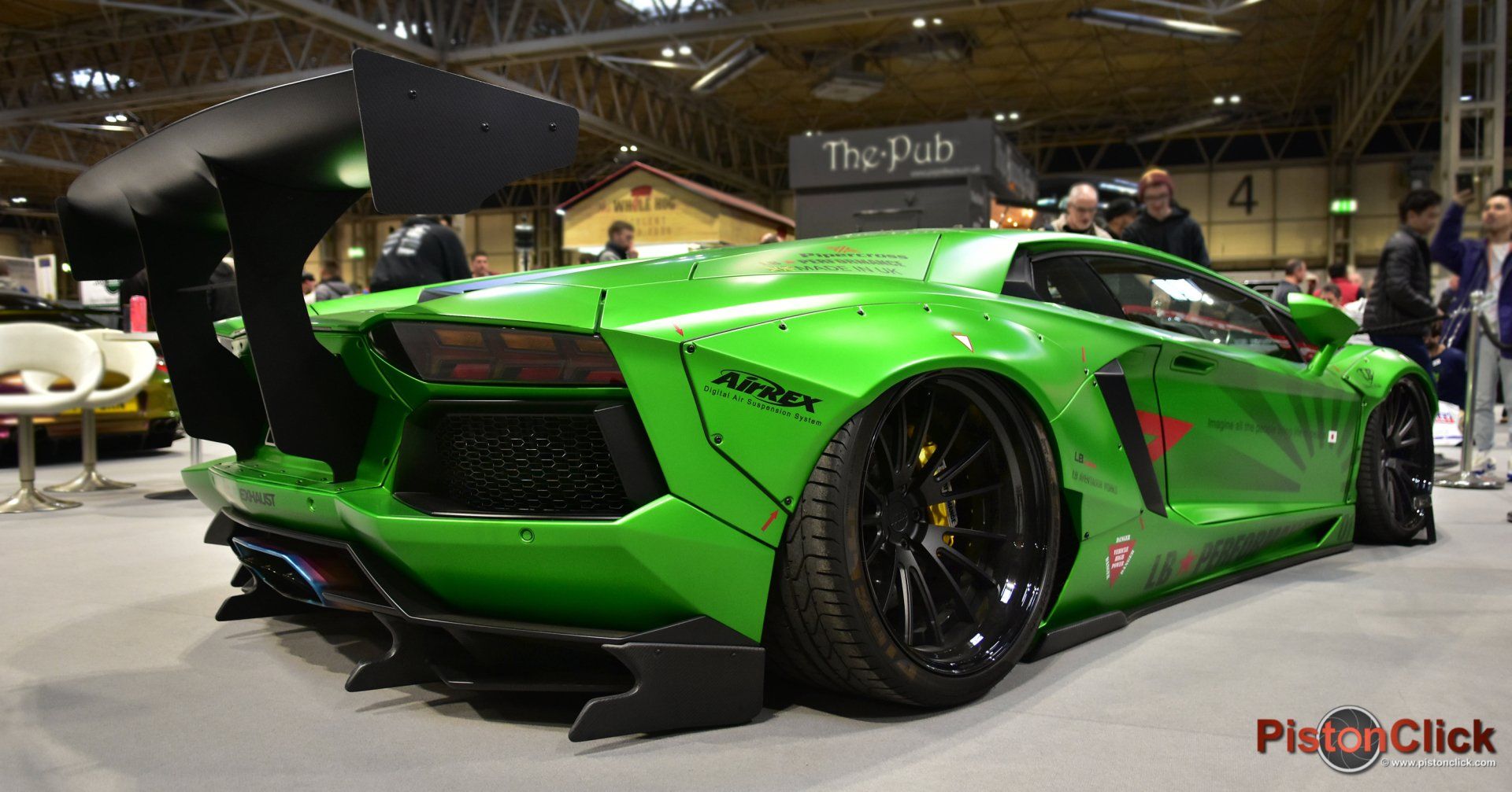 Liberty Walk Lamborghini Aventador