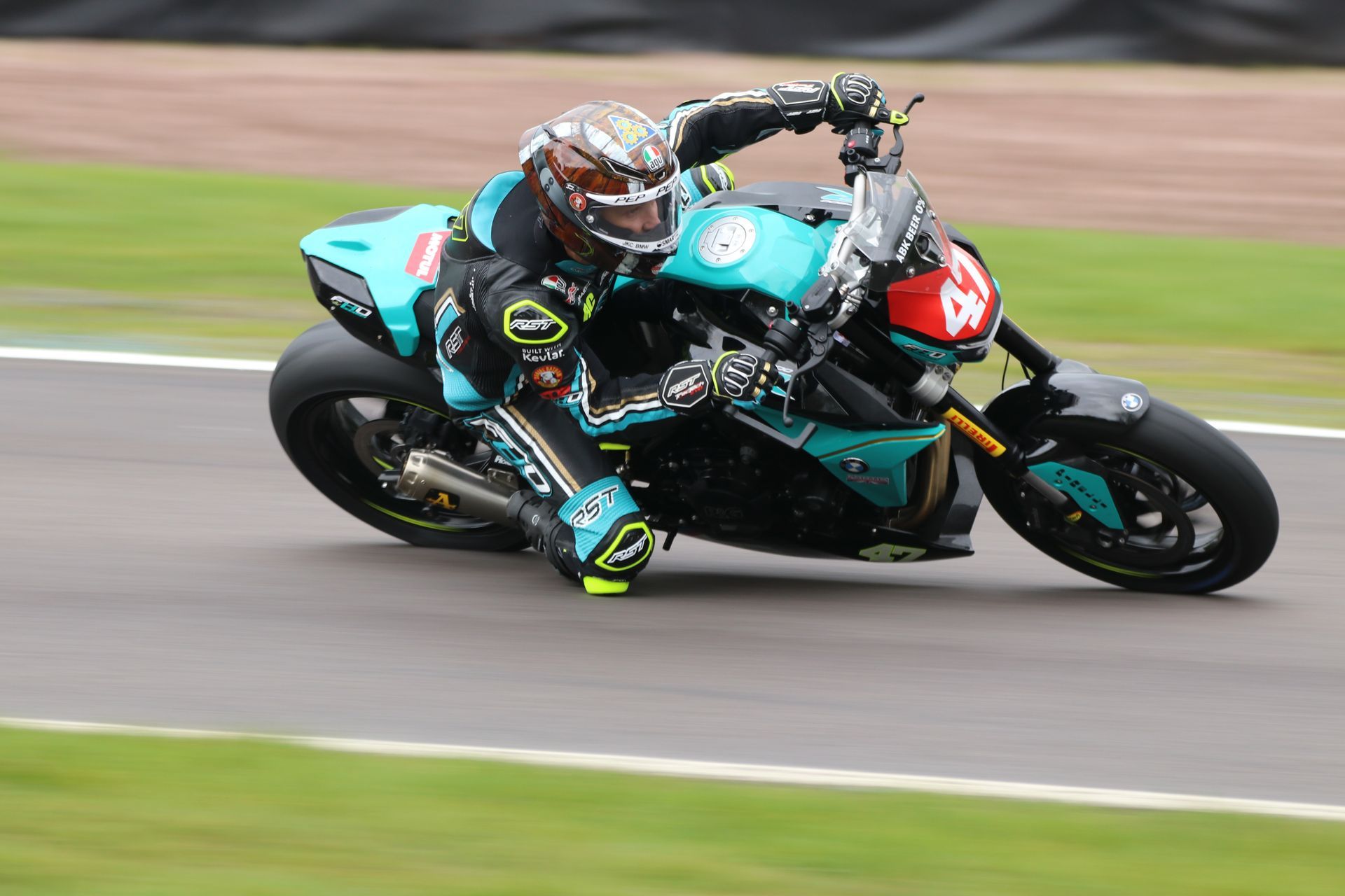 BMW Motorrad F900 R Cup - Oulton