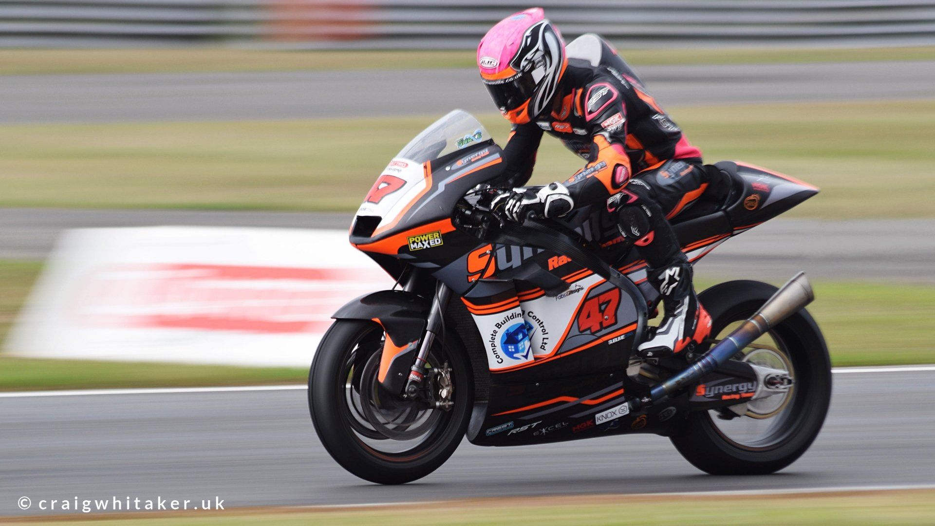 Craig Whitaker motorsports photographer