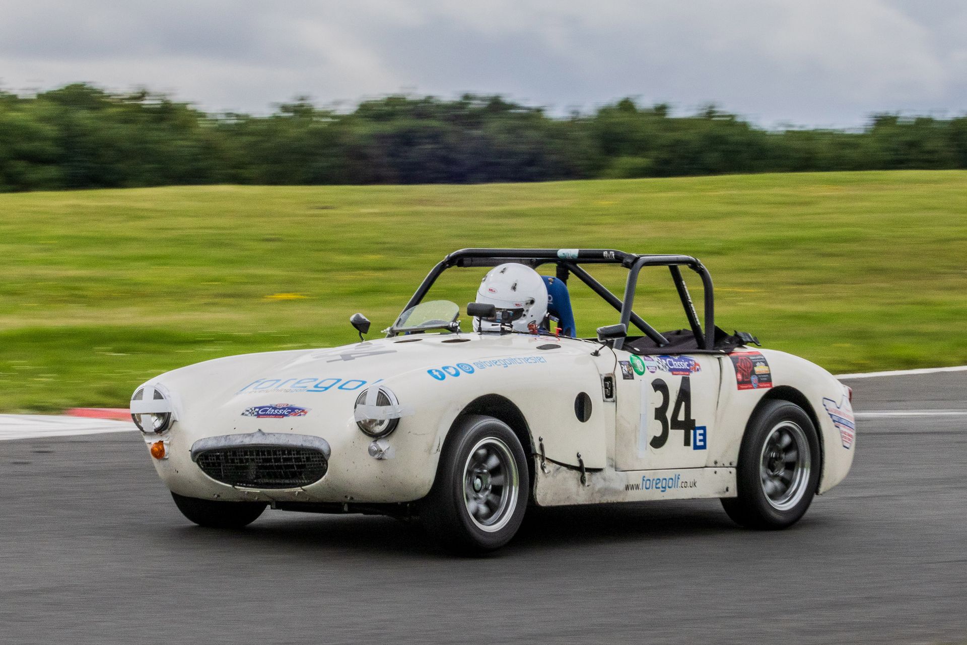 MG Car Club championships at Cadwell Park