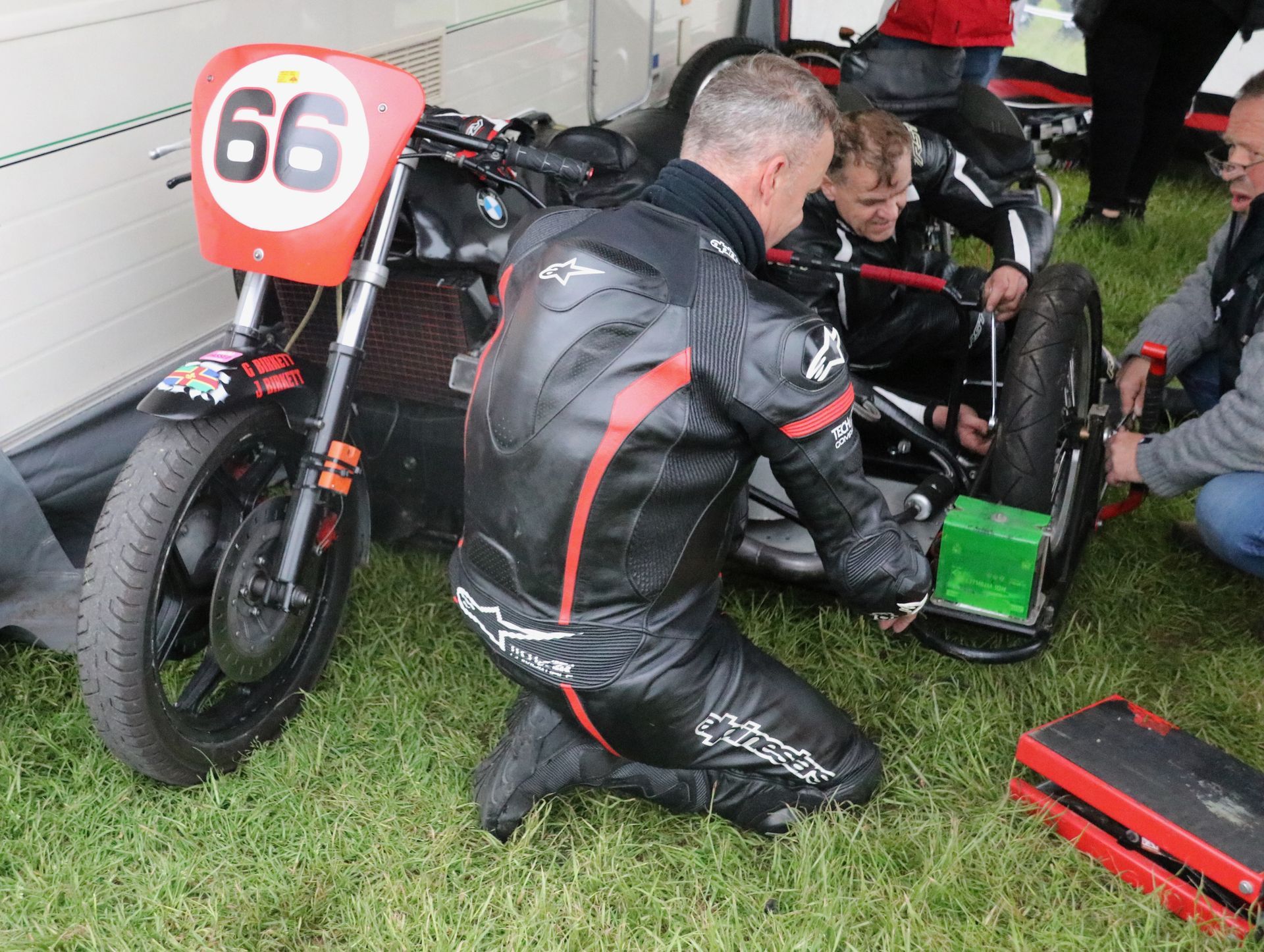 B.E.A.R.S British, European, American Racing and Supporters Sidecar Racing