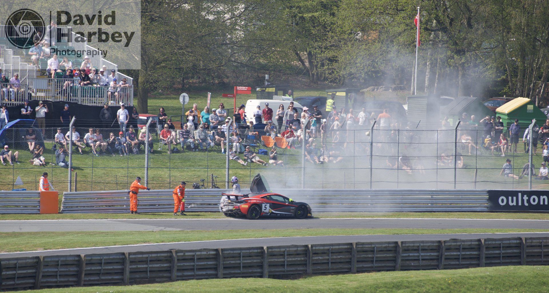 Oulton Park Photographic Guide