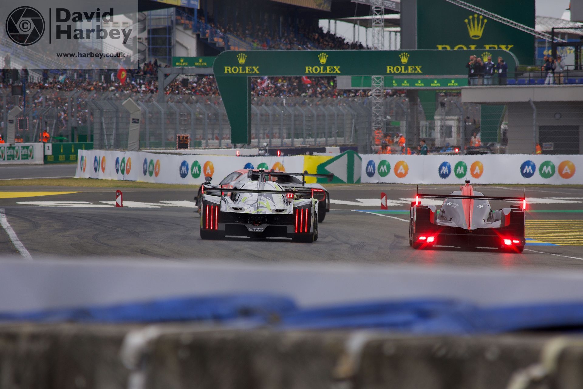 Photographing the 2024 Le Mans 24 Hours with a kit camera and lens
