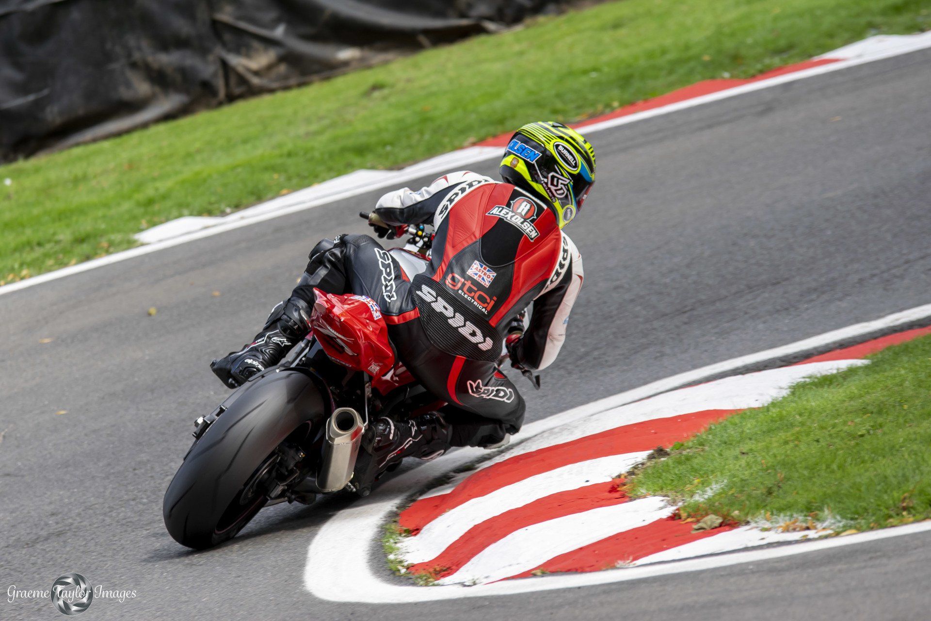 British Super Bikes from Cadwell Park
