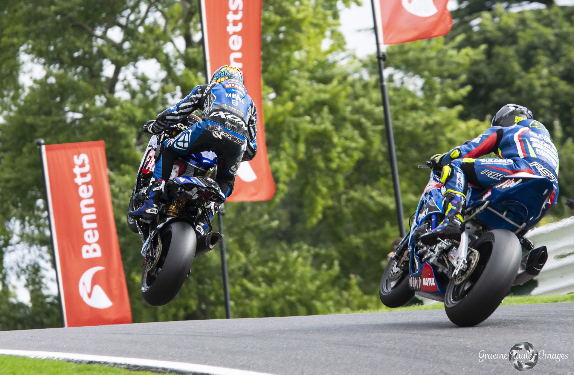 British Super Bikes from Cadwell Park