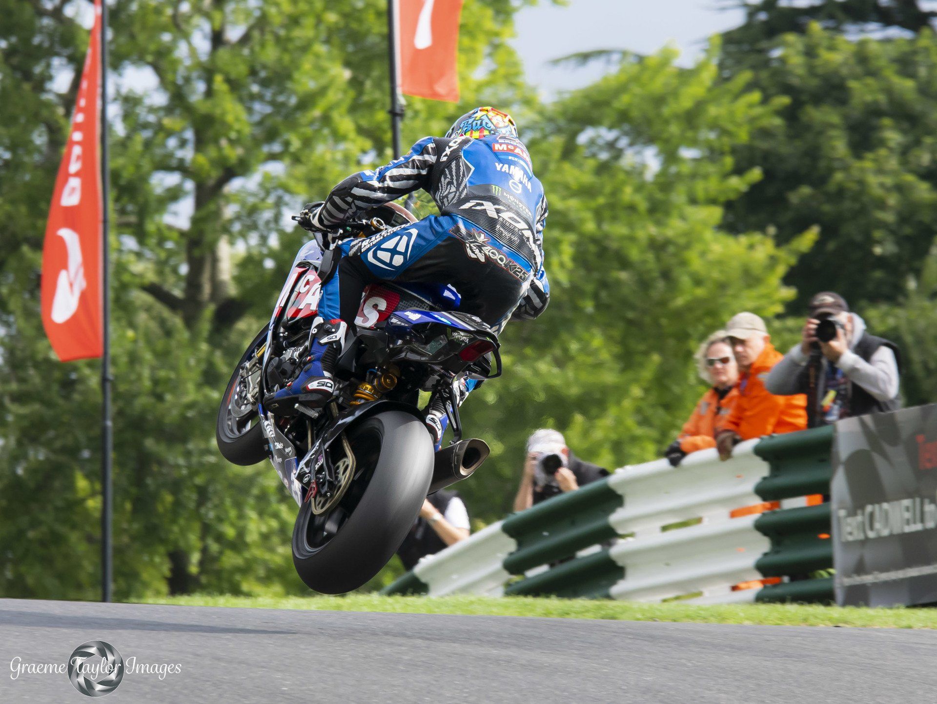 British Super Bikes from Cadwell Park