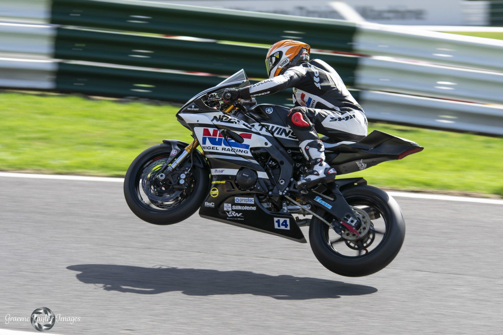 British Super Bikes from Cadwell Park