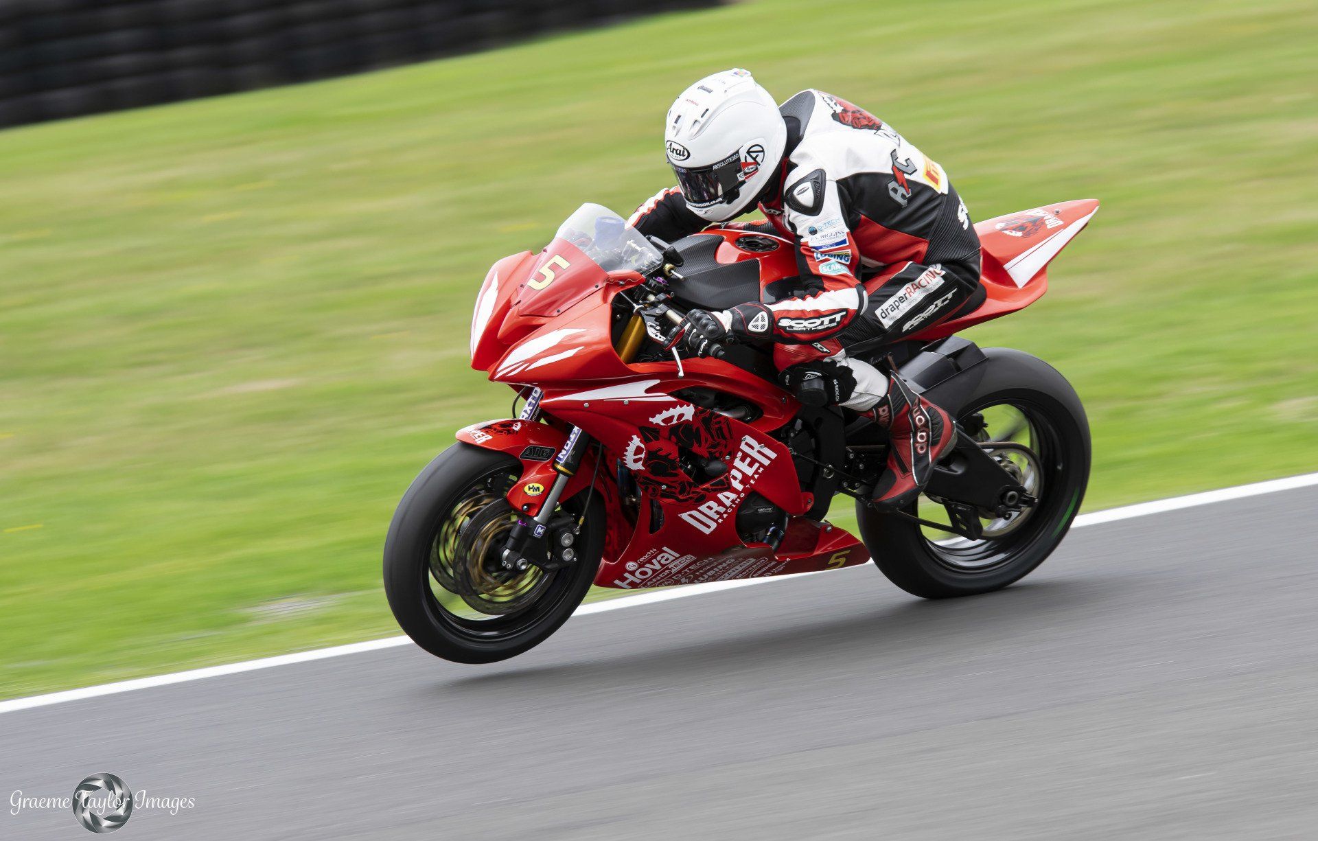 British Super Bikes from Cadwell Park