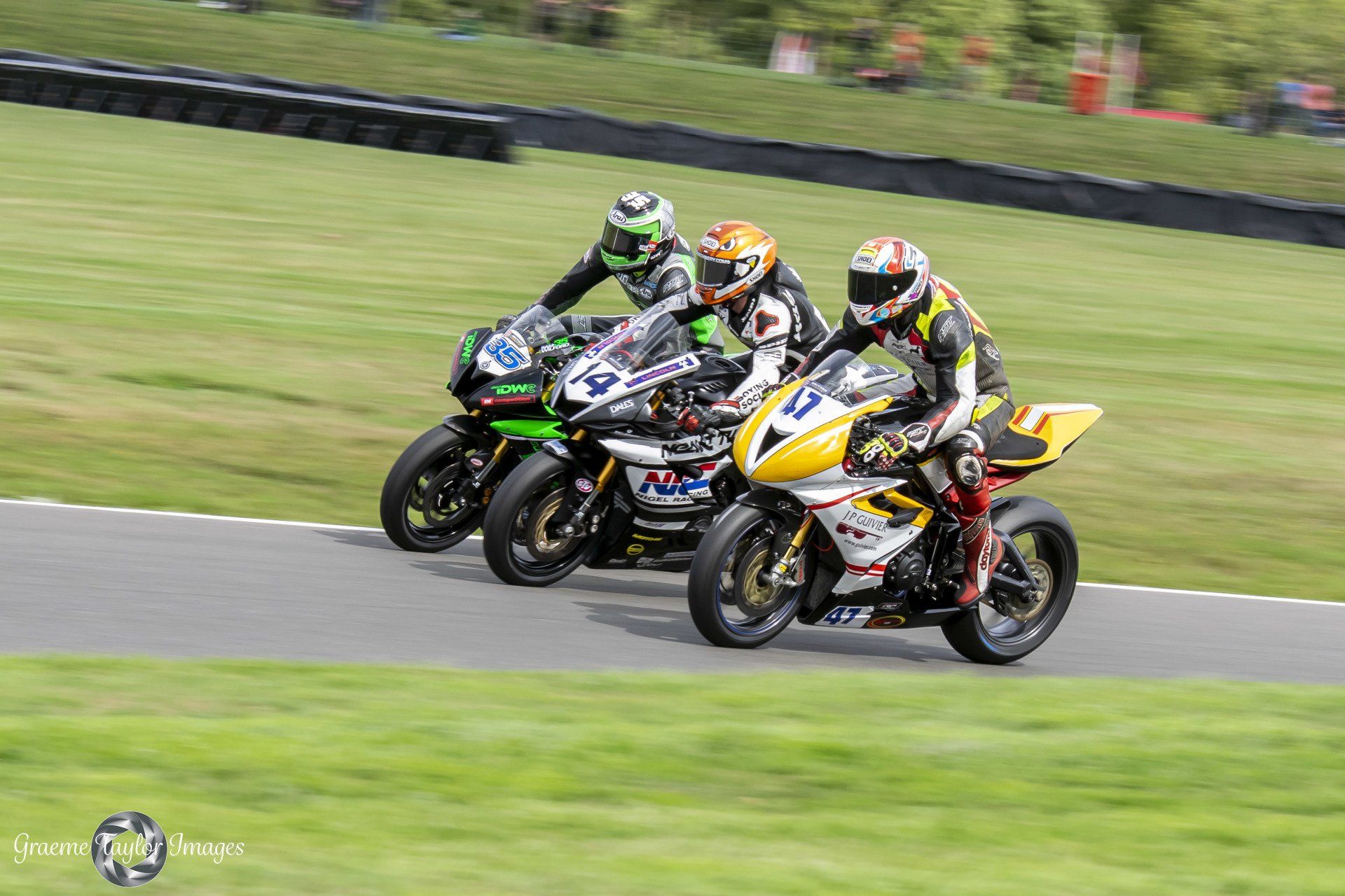 British Super Bikes from Cadwell Park