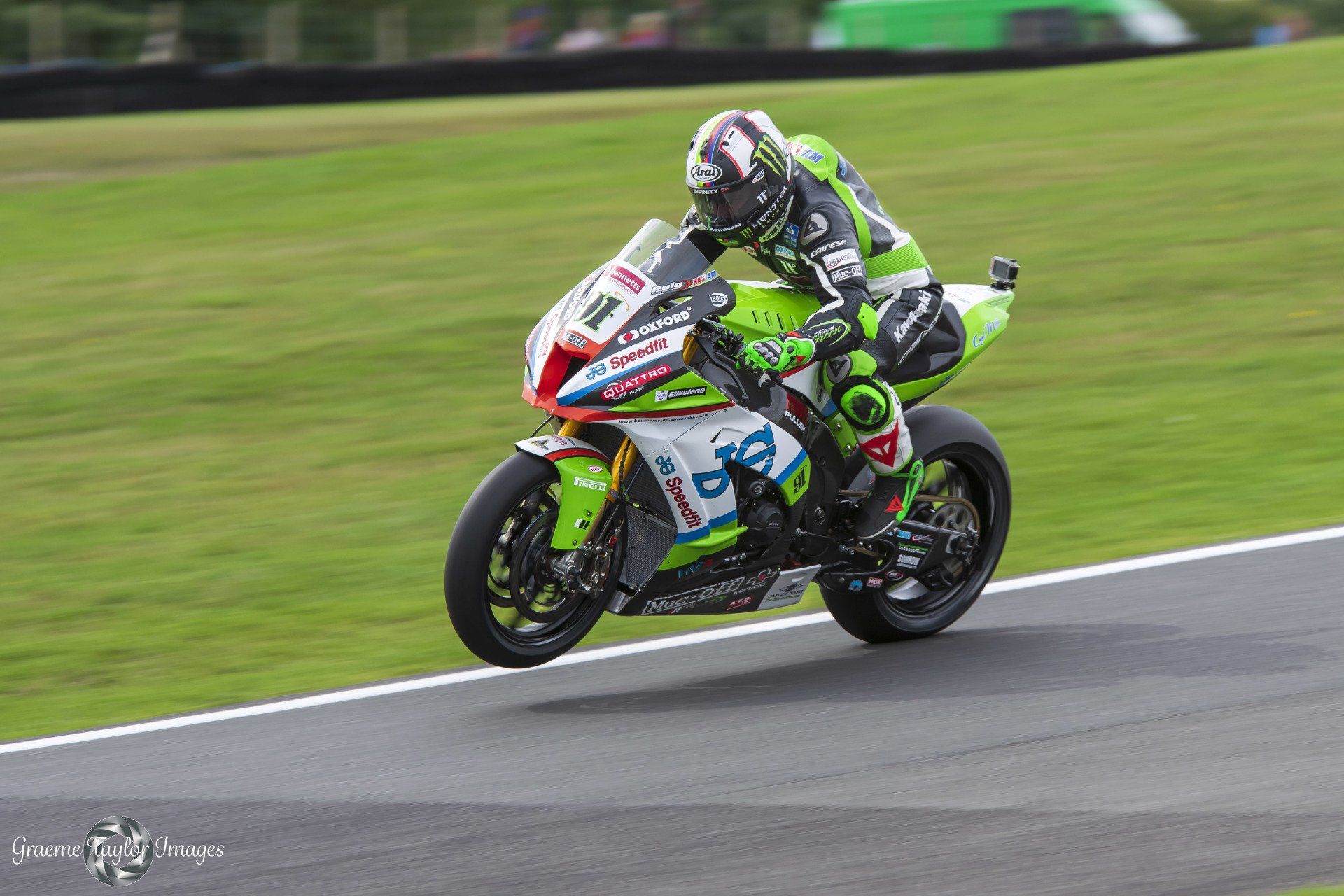 British Super Bikes from Cadwell Park
