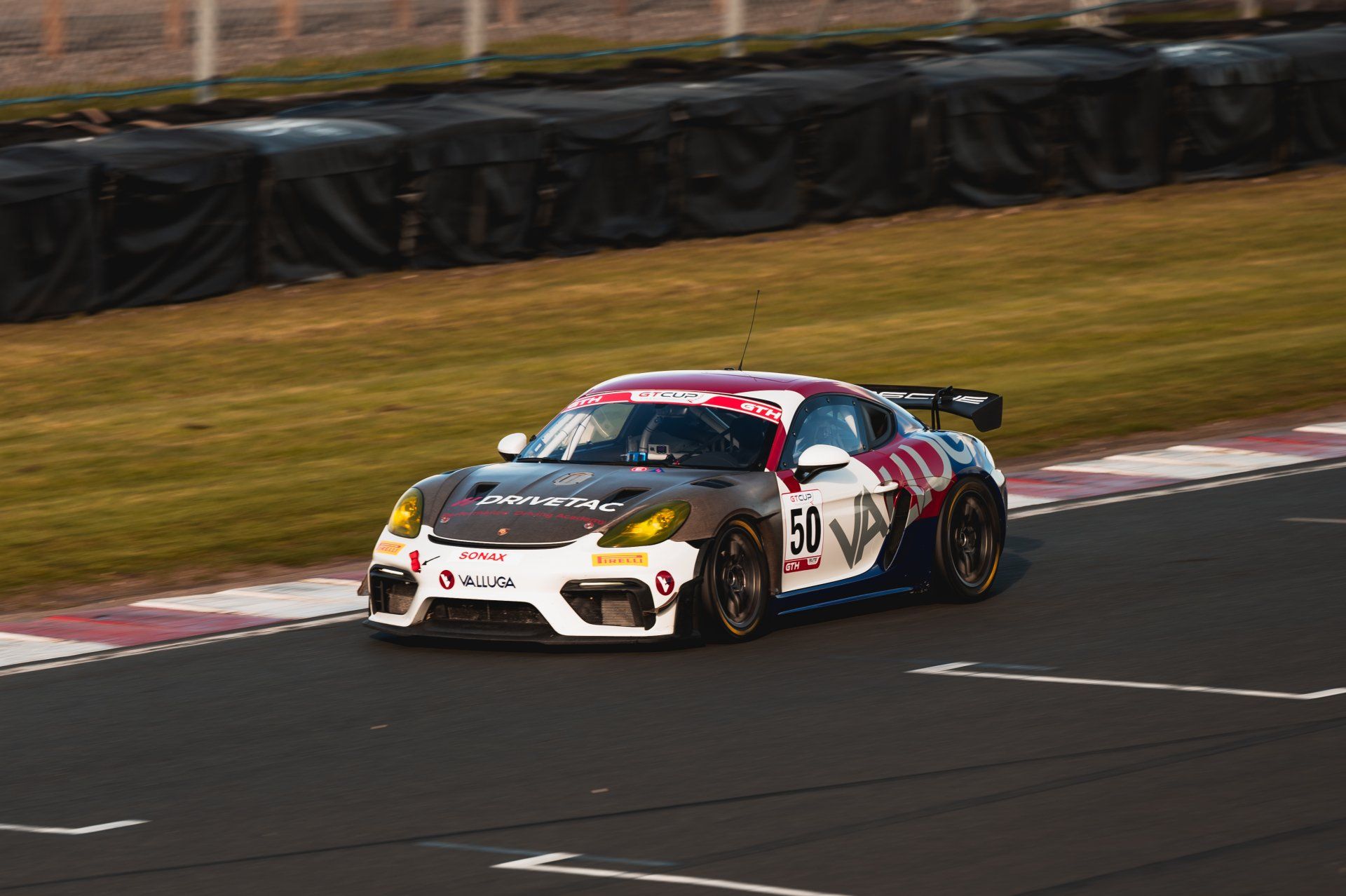 Nikon Z6II and Z 70-200mm f2.8 VR S